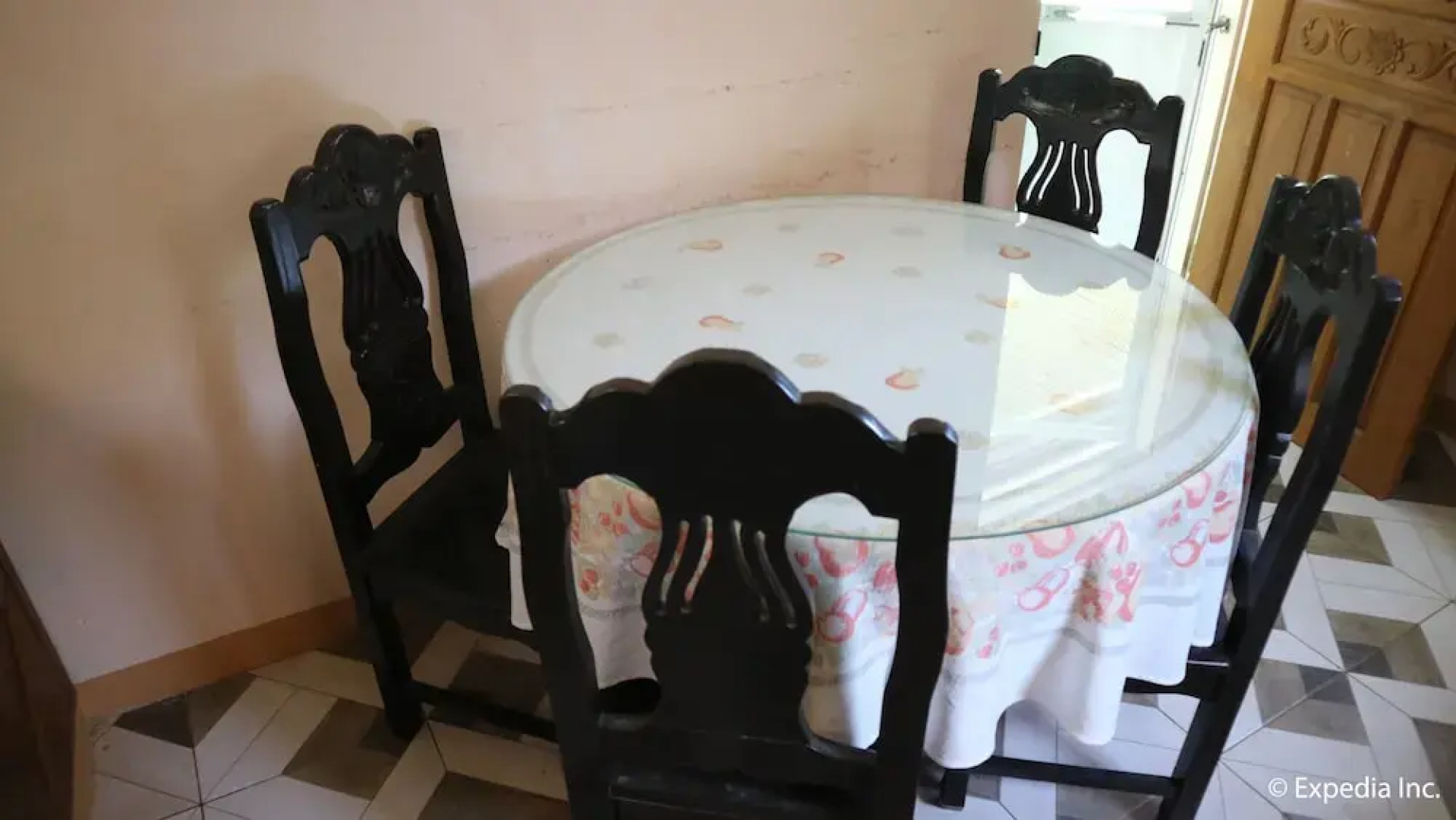 Dela Cruz Humilde Transient House