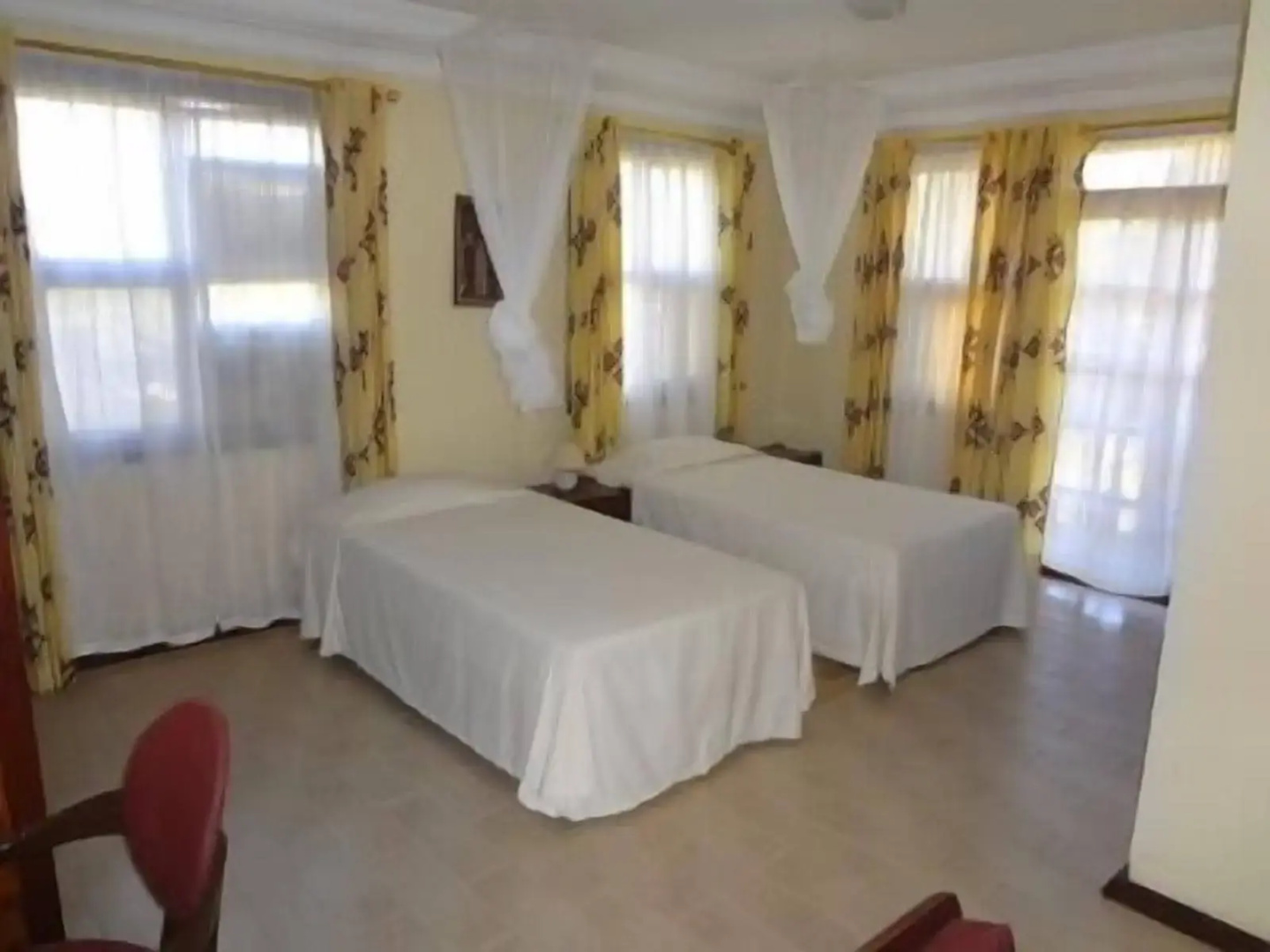 Roc Heights Lodge