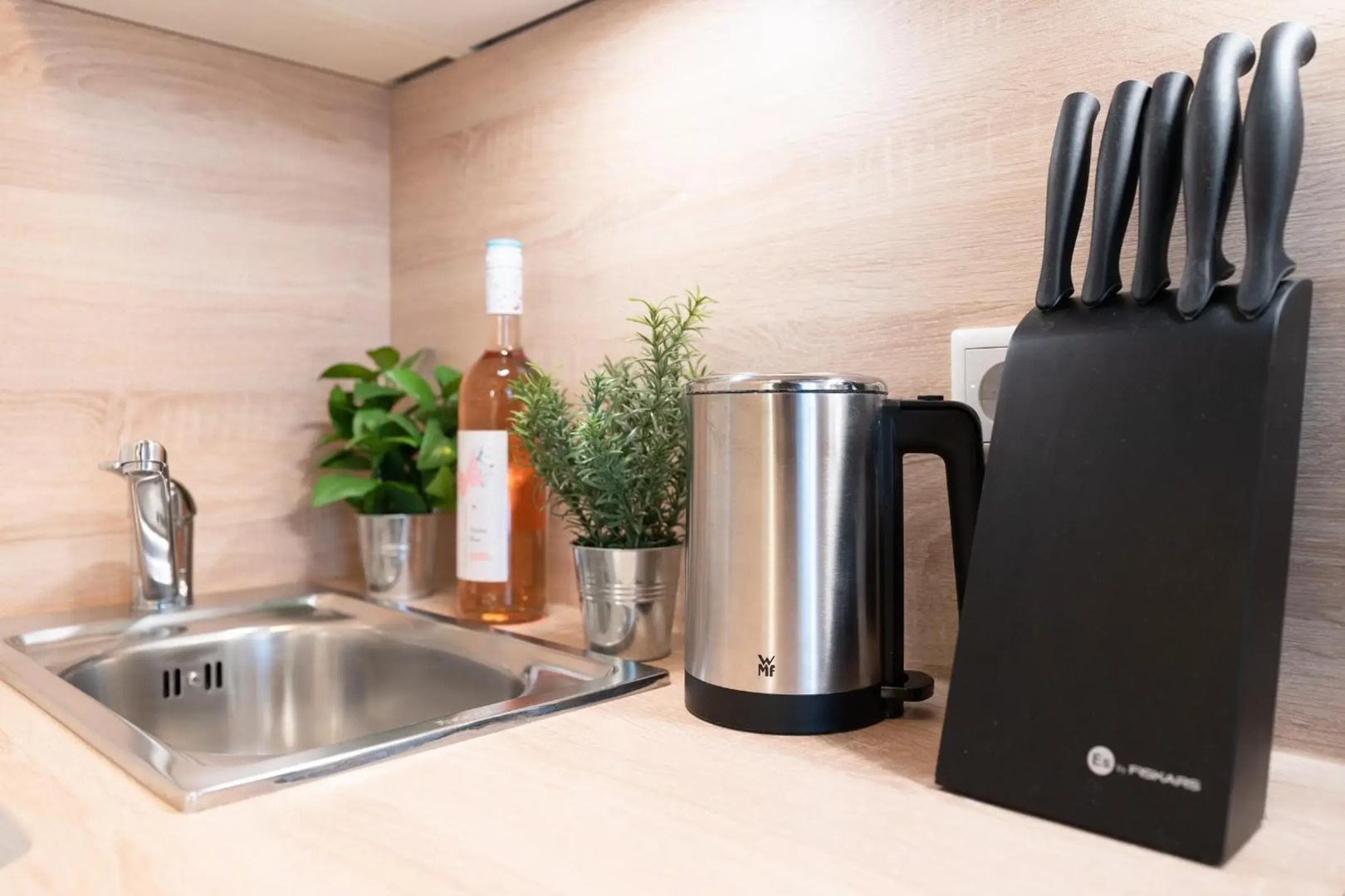 Studio Apartment 15 mit eigenem Bootssteg