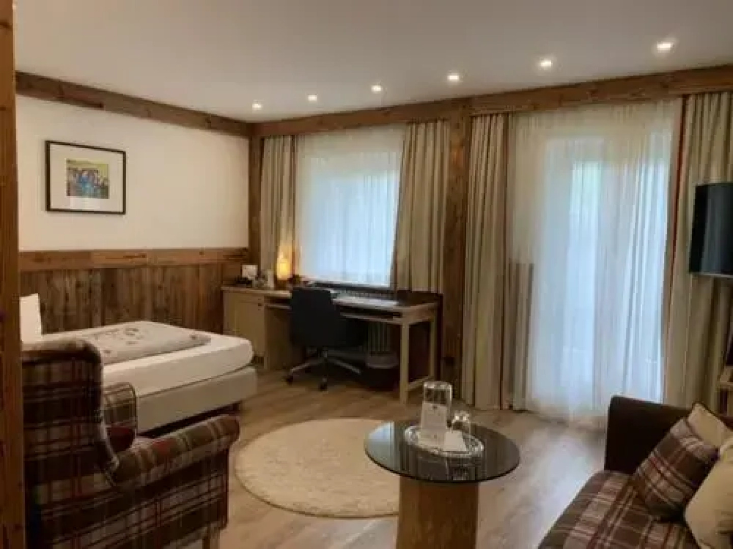 Hotel Restaurant Cafe Neu Meran