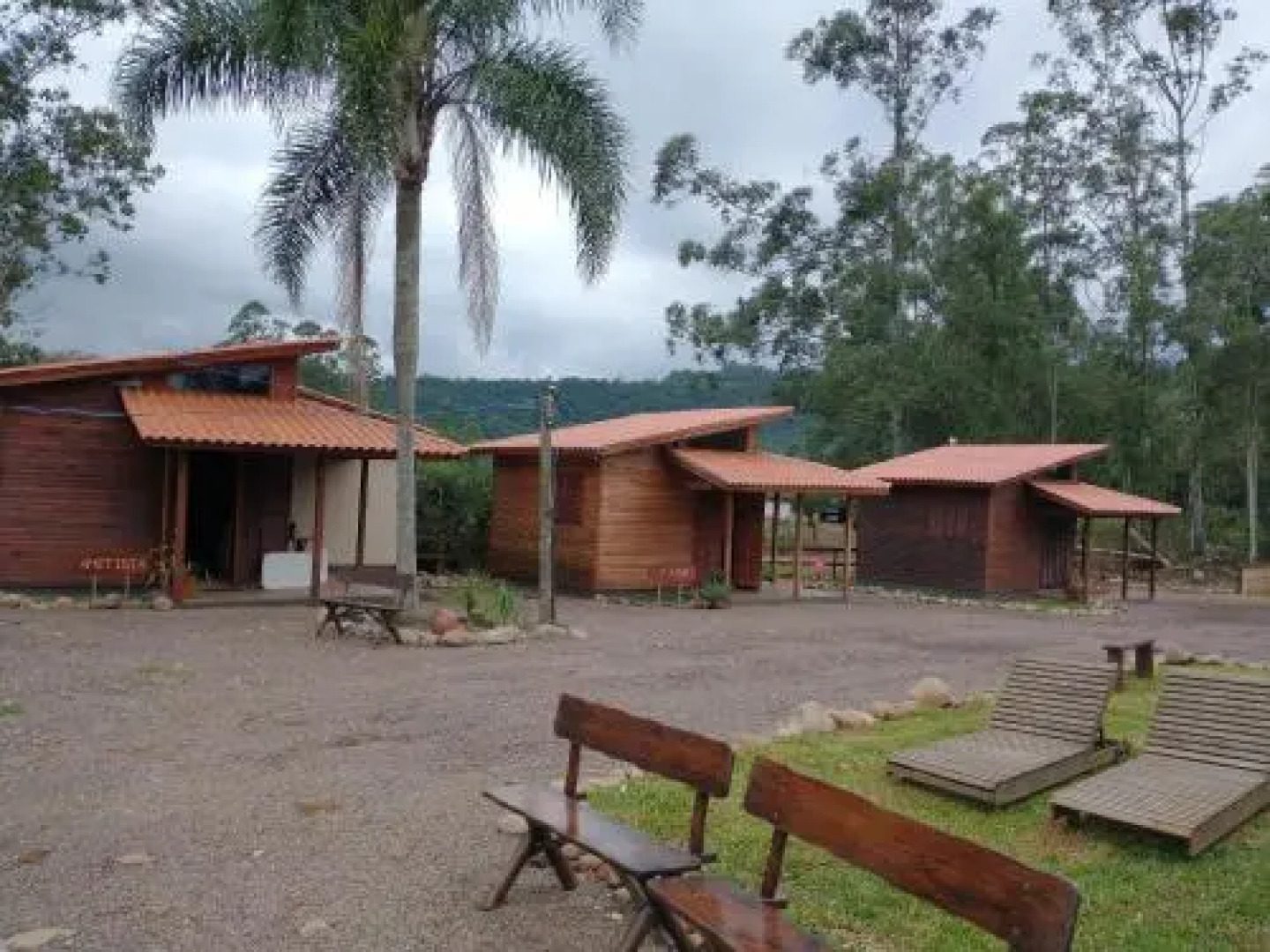 Pousada Chalés Vale do Rio do Boi