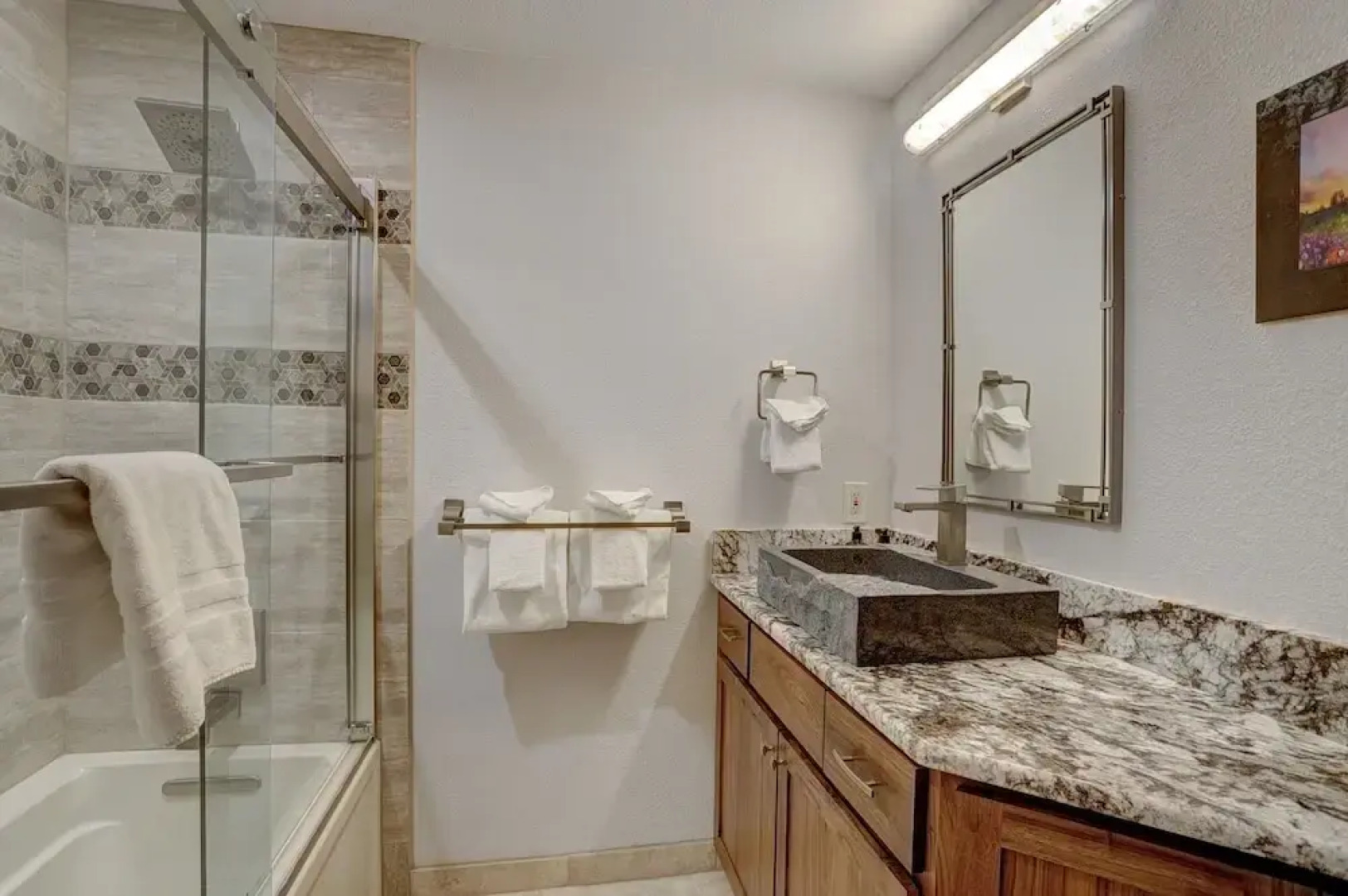 4br Renovated - Sleeps 12- Downtown Breck by RedAwning