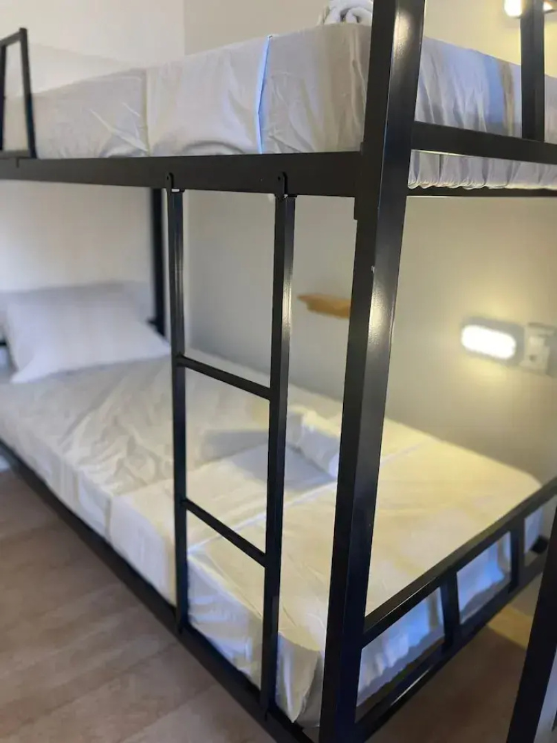 Grand' Hostel