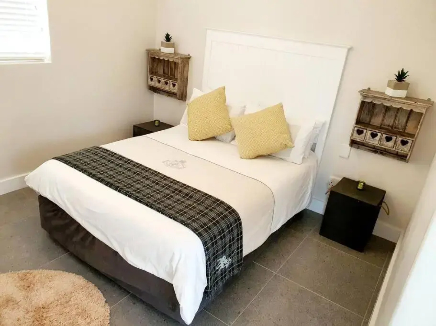 Bellrock 42 -Style, in the Cola Beach Conservancy