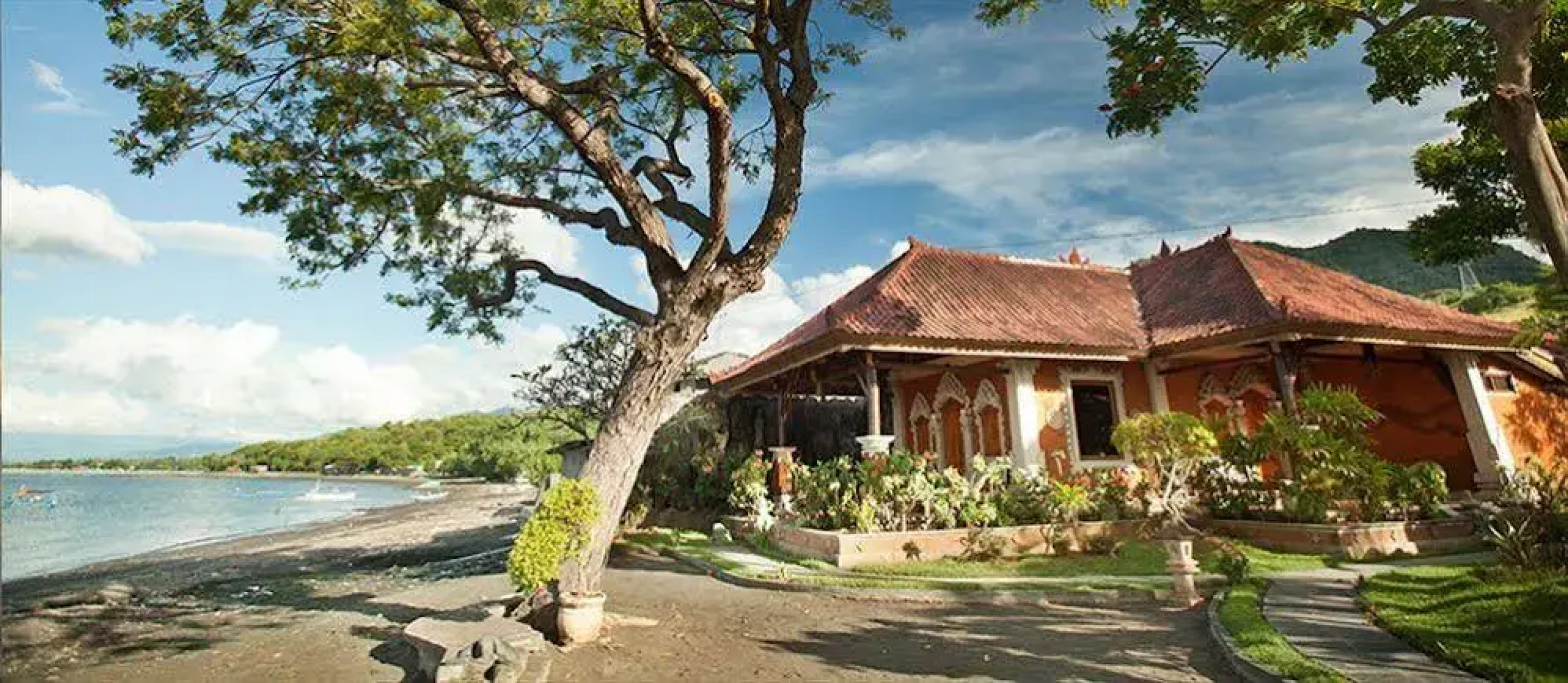 Segara Bukit Seaside Cottages
