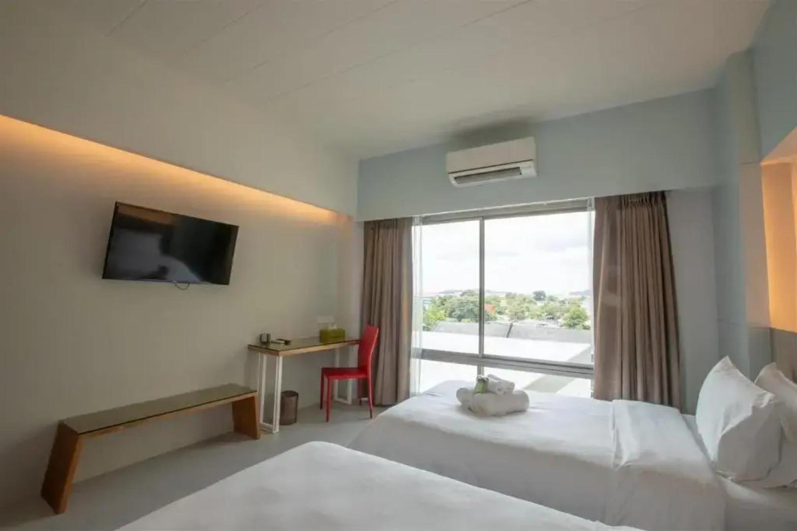 Glow Rattana Place Hotel