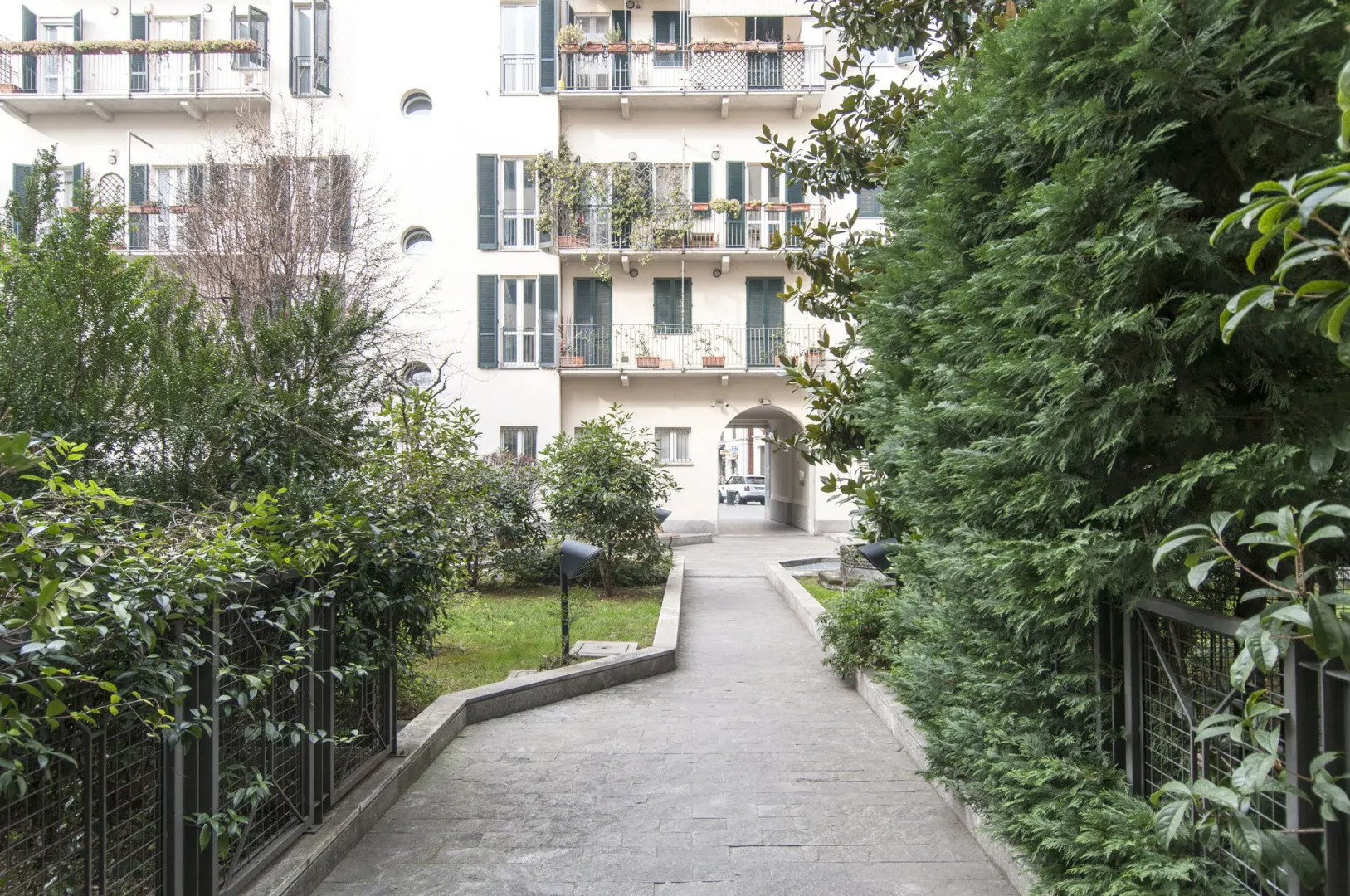 Milan Royal Suites & Luxury Apartments