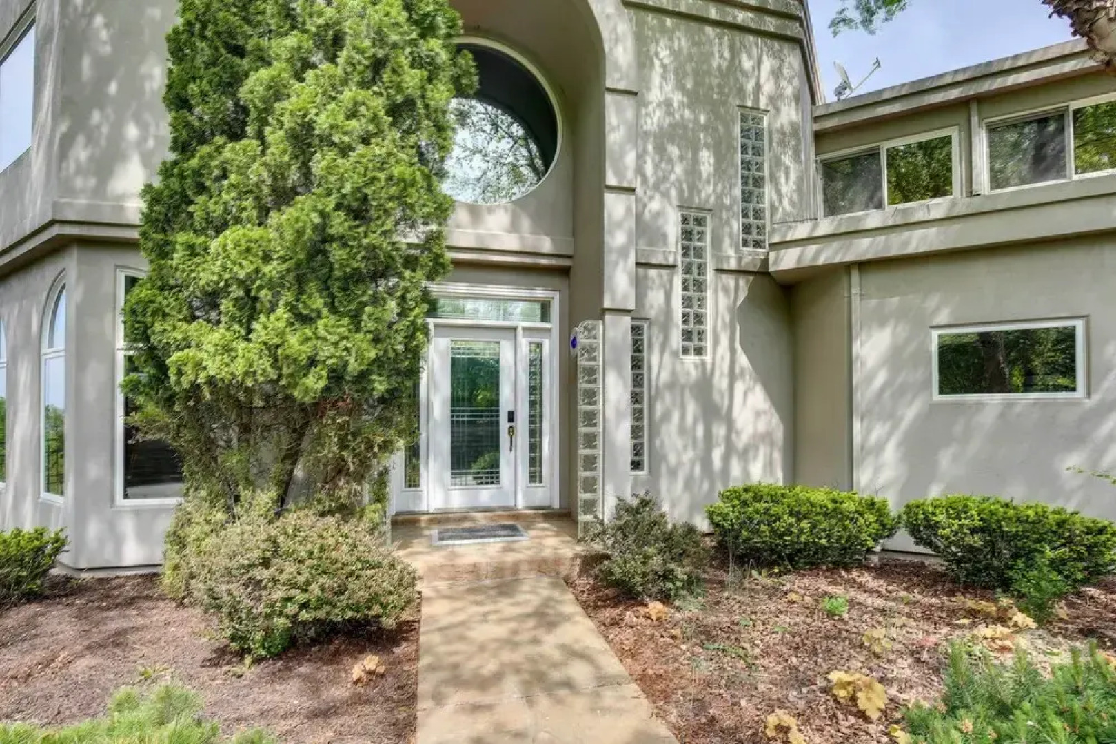 Spacious Missouri Retreat w/ Pool, Gym & Game Room