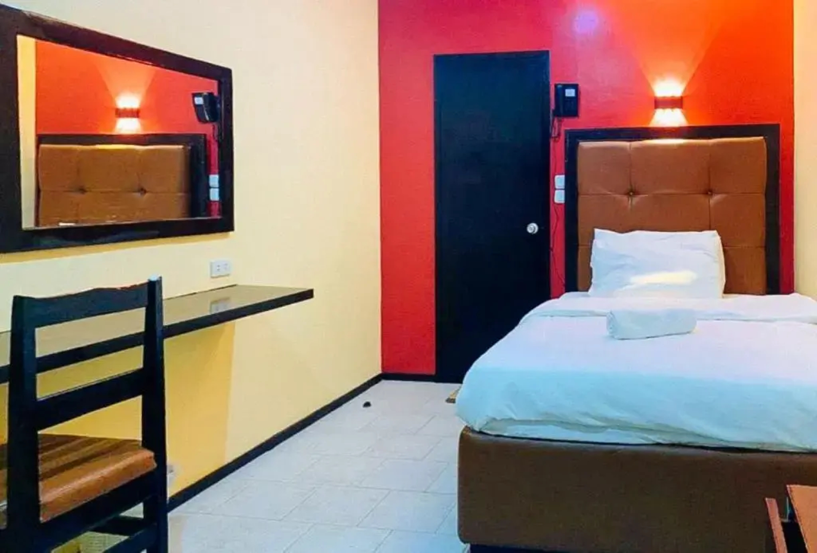RedDoorz Carlton-Martin Hotel Masbate City