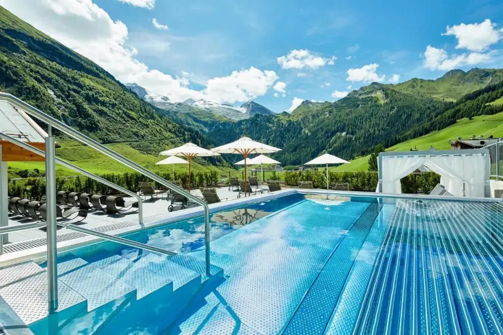 Hotel Berghof Crystal Spa & Sports