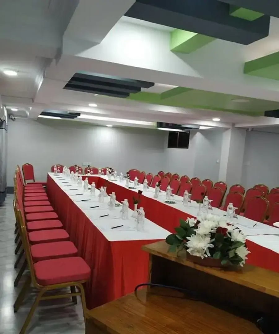 Royal Ruby Hotel