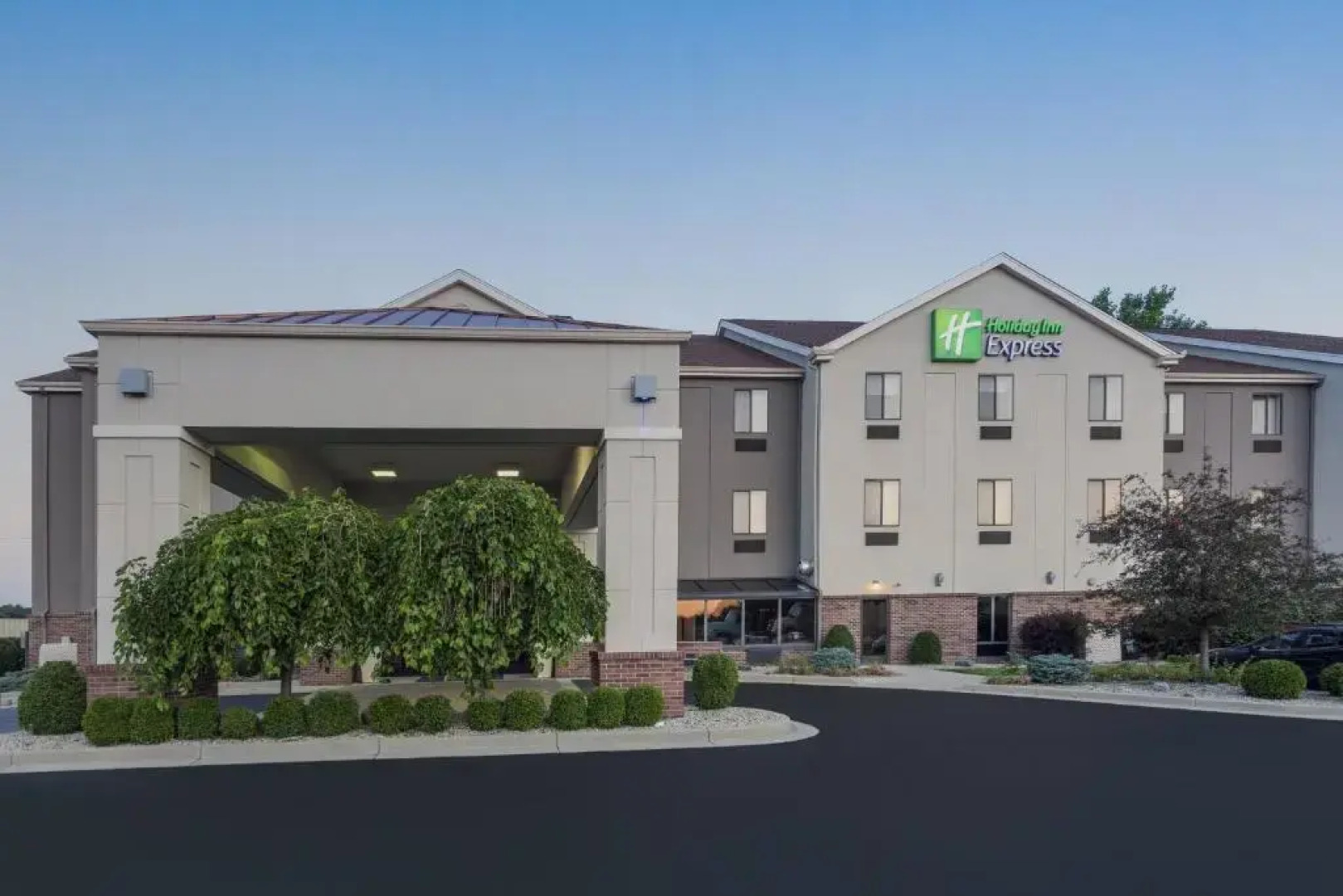 Holiday Inn Express Hotel & Suites Dayton West - Brookville by IHG