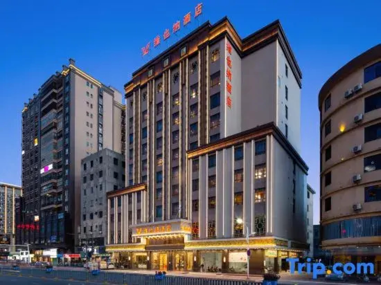 Vienna Hotel Shanwei Lufeng Renmin Road Branch