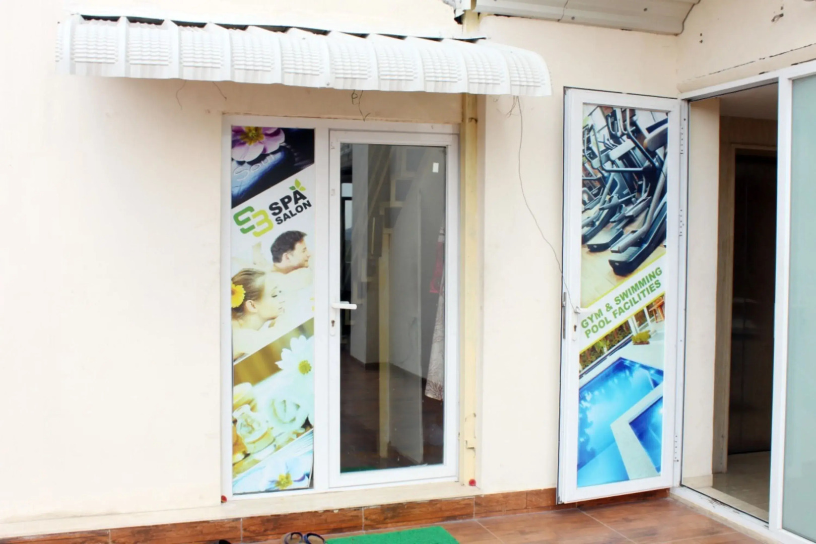 Alegria Whitehouse Mambakkam