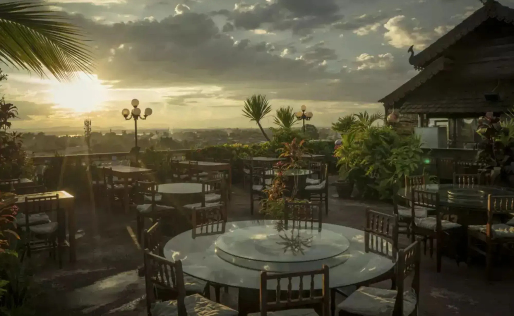 Pakse Hotel & Restaurant