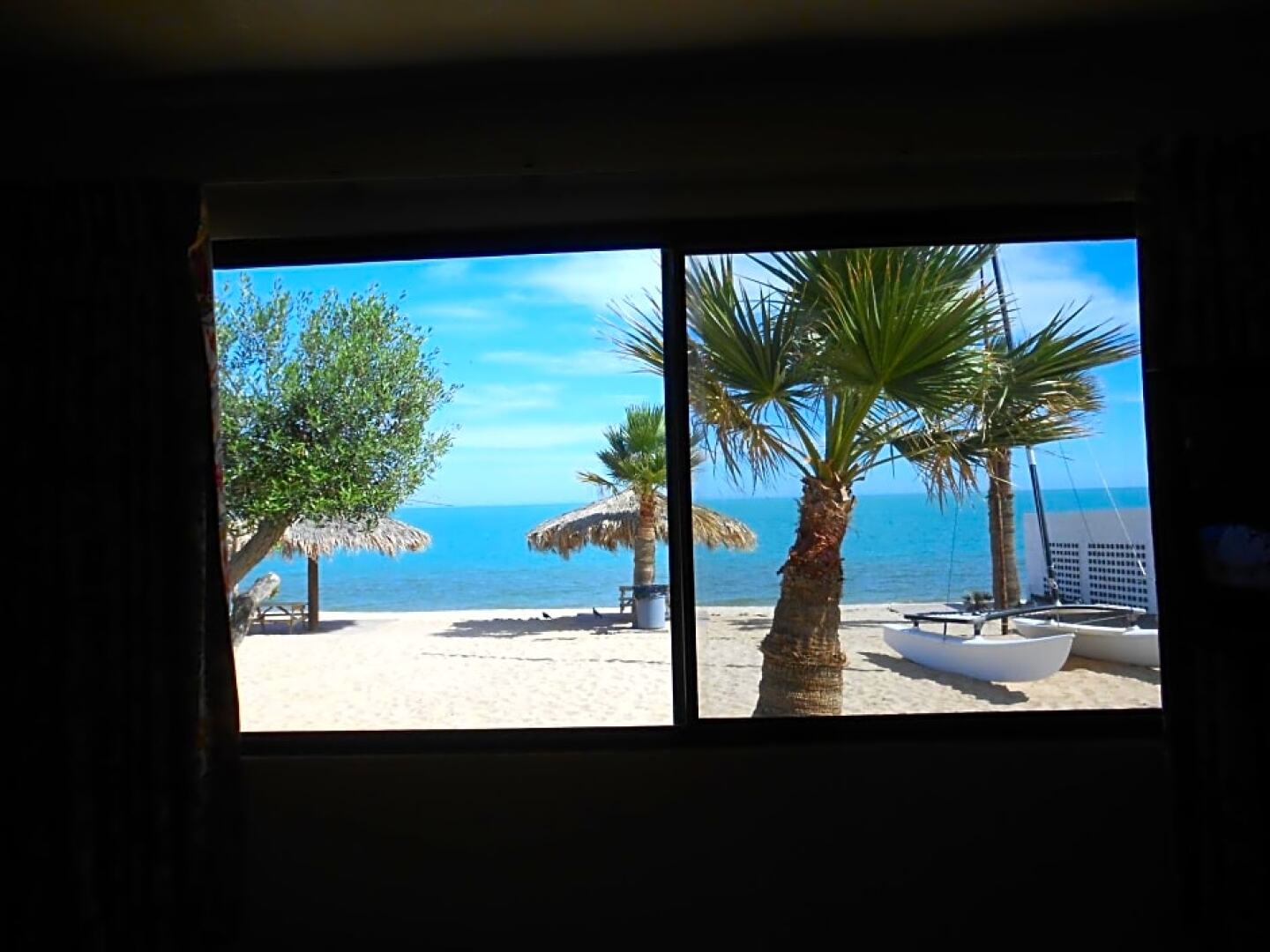 #40 Bungalow Seaside Hotel & Victors RV Park