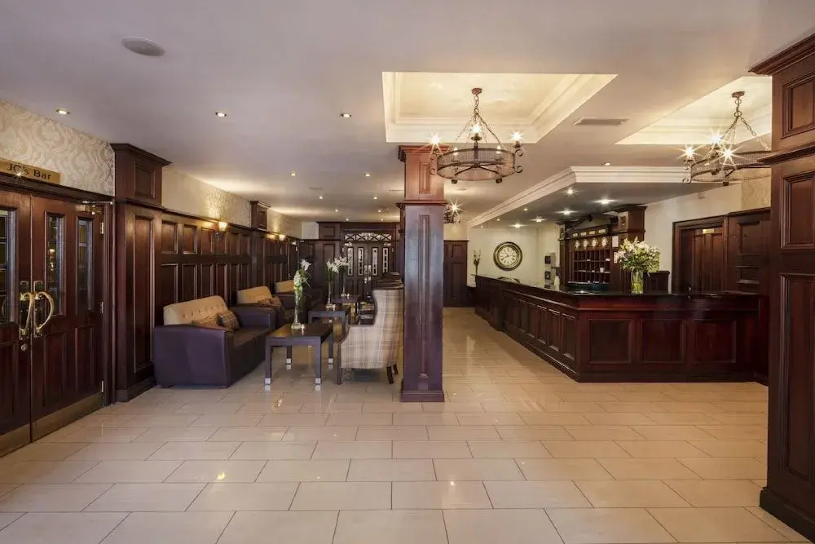 Downings Bay Hotel