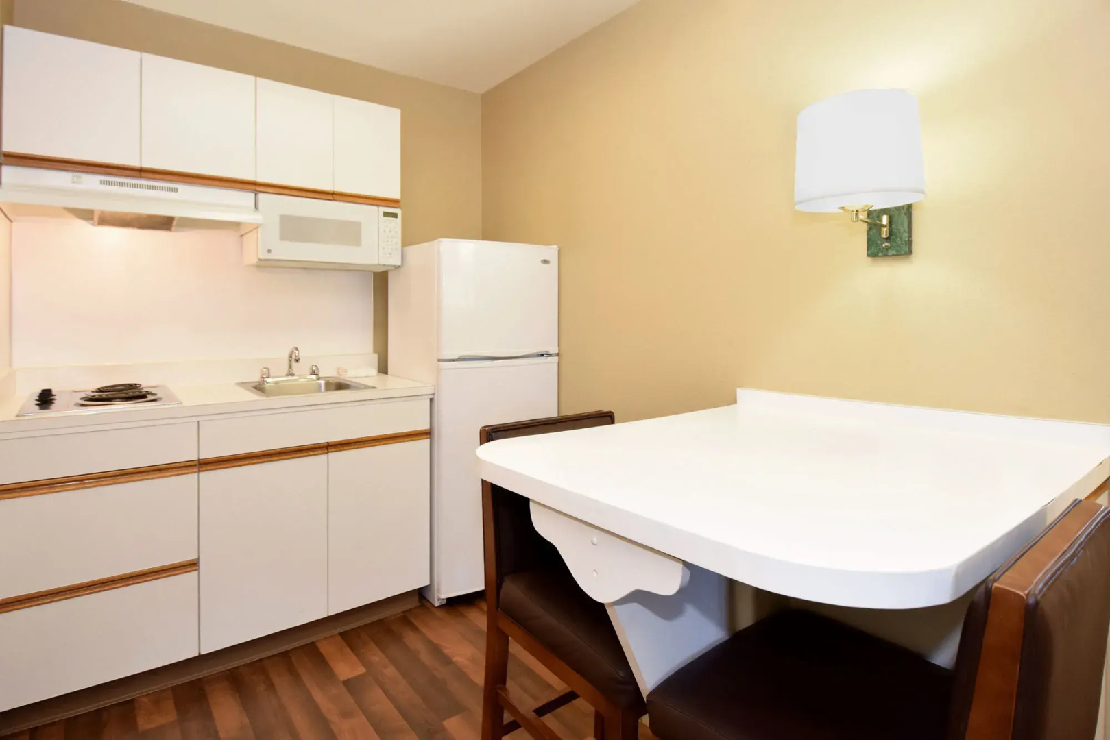 Extended Stay America Select Suites Atlanta Perimeter Hammon
