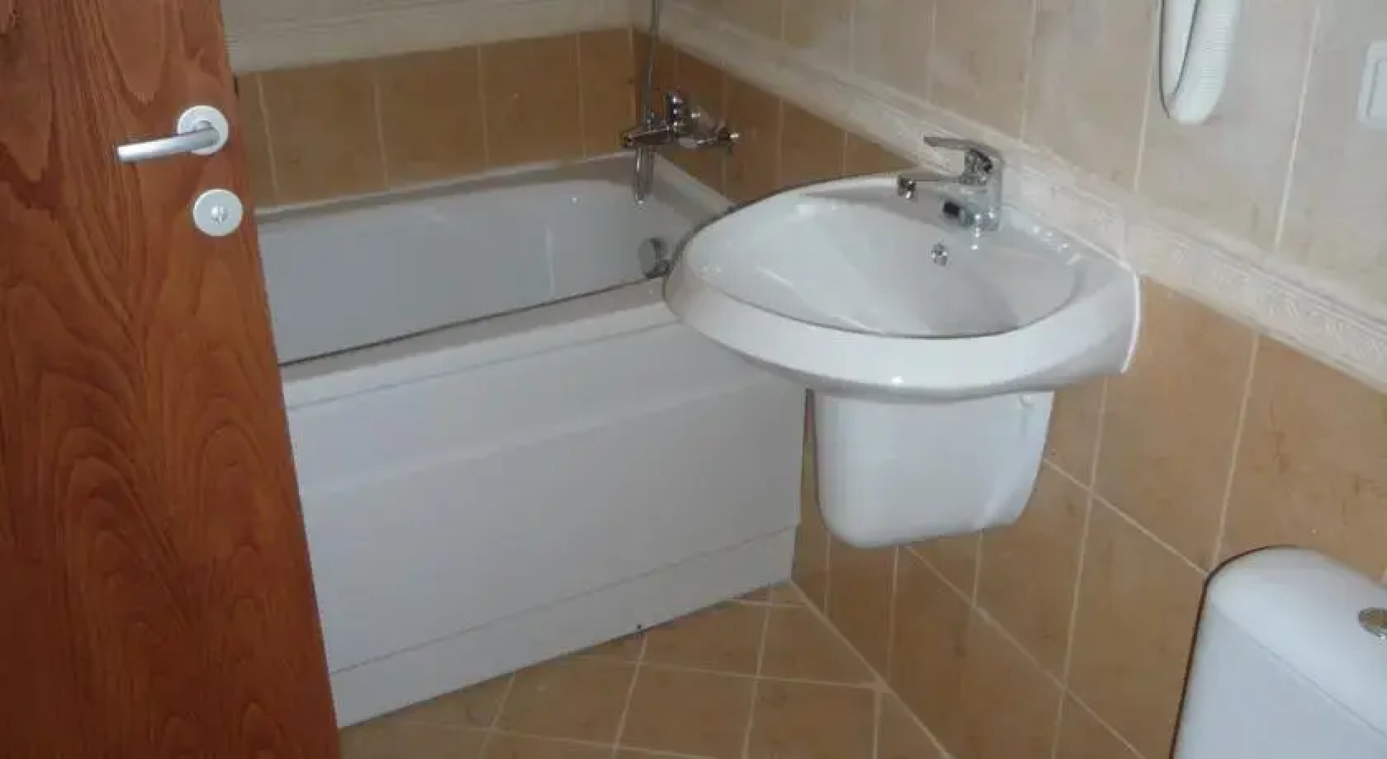 Neva Guest Rooms and Studios