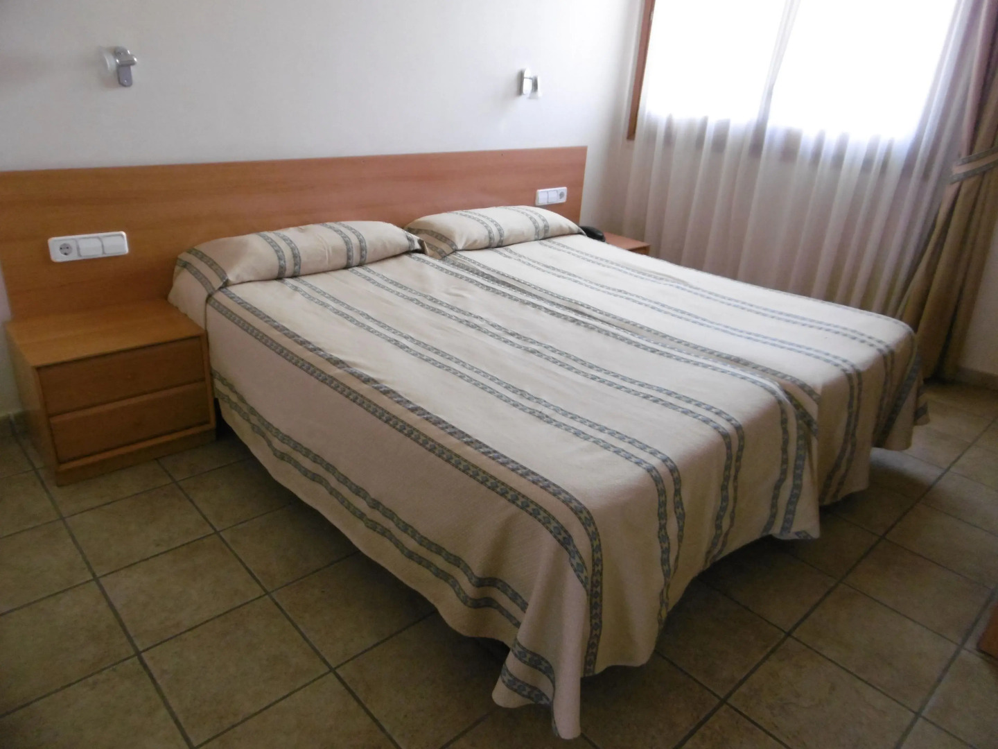 HOTEL ORENETA - Gironella