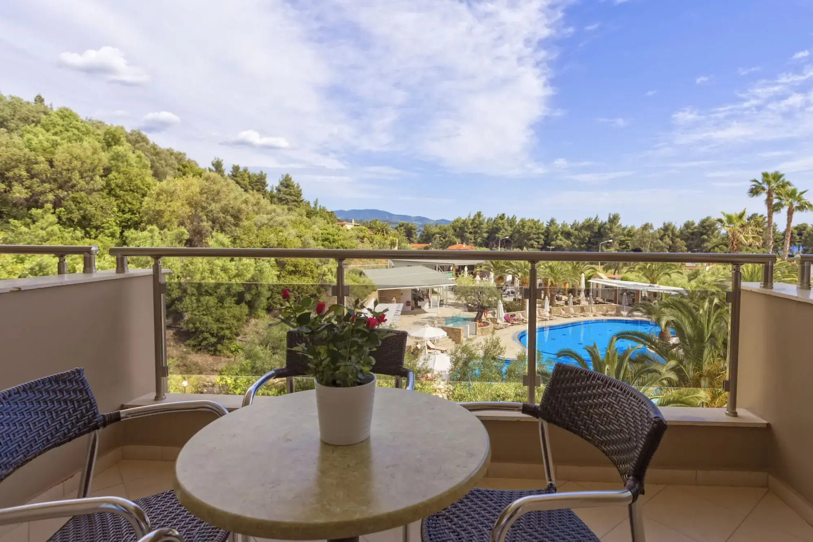 Lagomandra Hotel and Spa