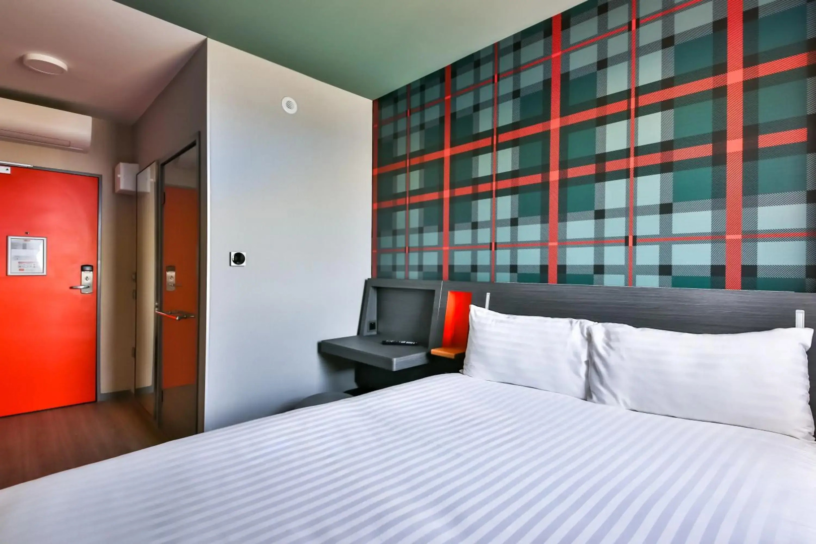 easyHotel Paris Charles de Gaulle