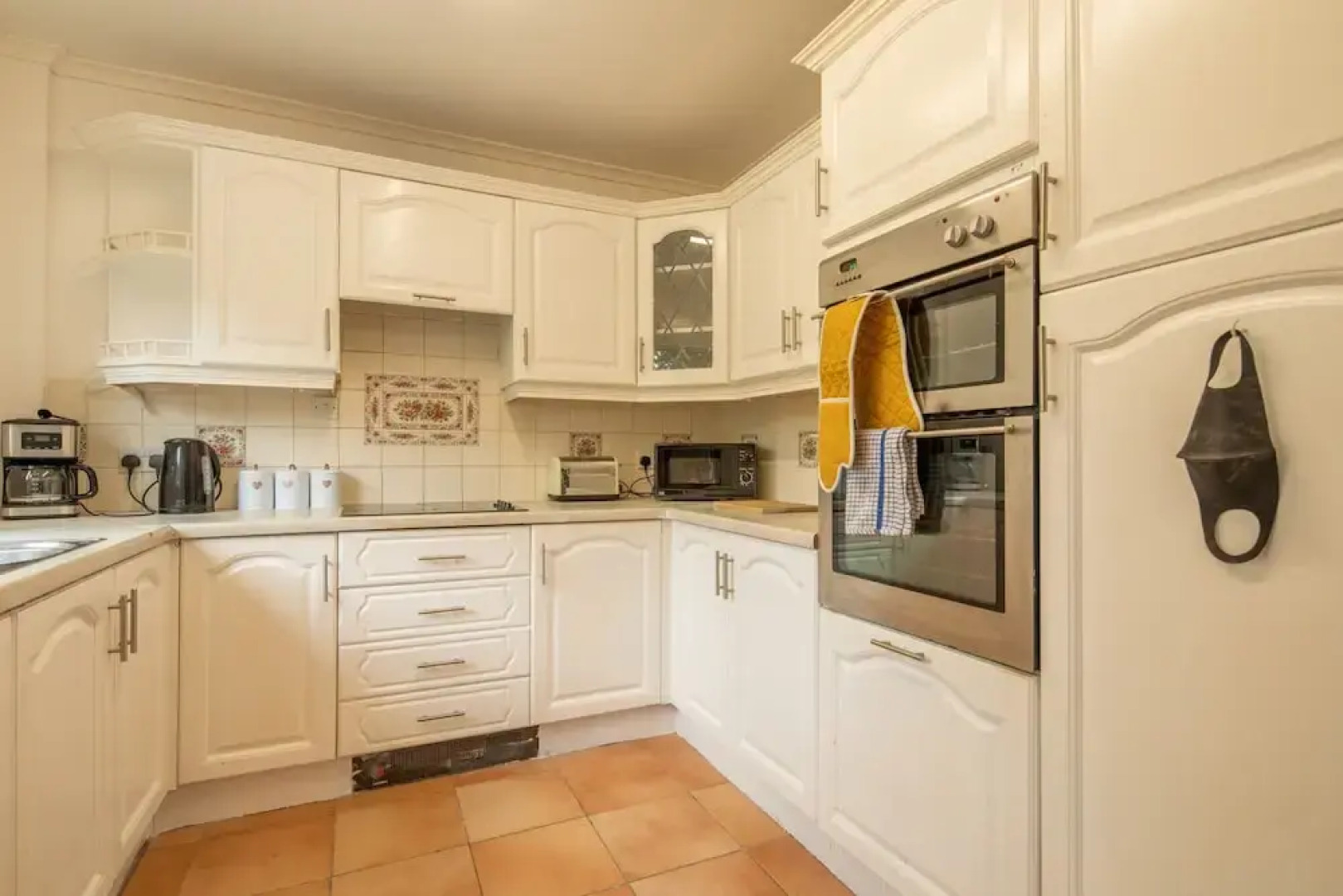 4-bed Detached, Pet Friendly House in Nelson