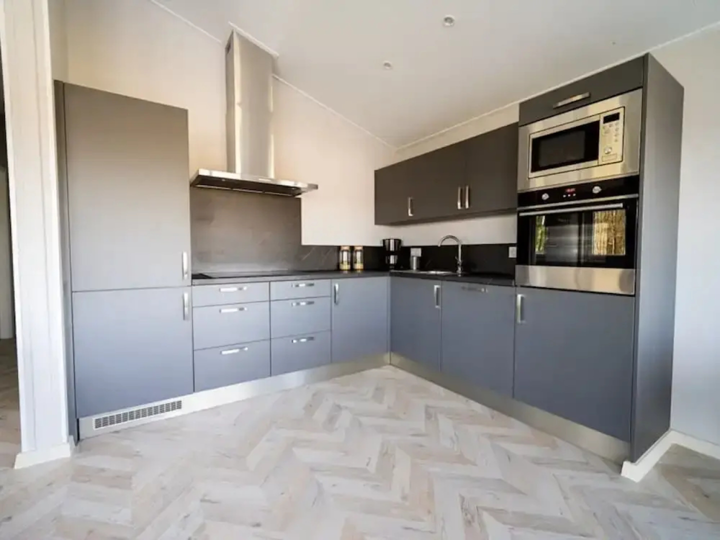 Modern Chalet in a Holiday Park, Bordering the Hoge Veluwe National Park