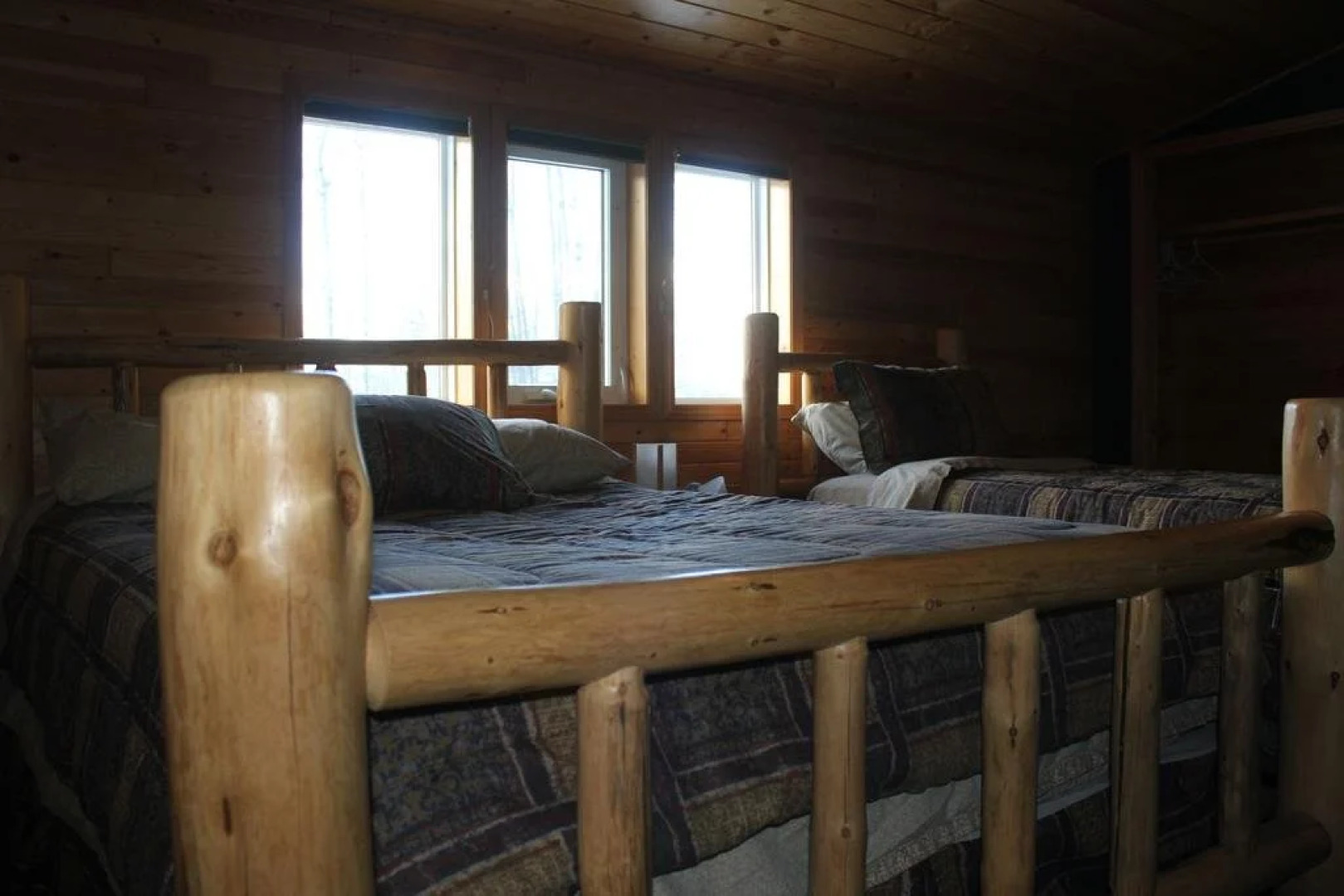 Cougar Mountain Lodge B&B