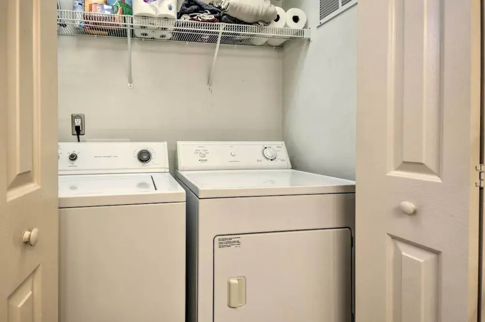 Sunny Norfolk Apartment w/ Deck + Fire Pit!