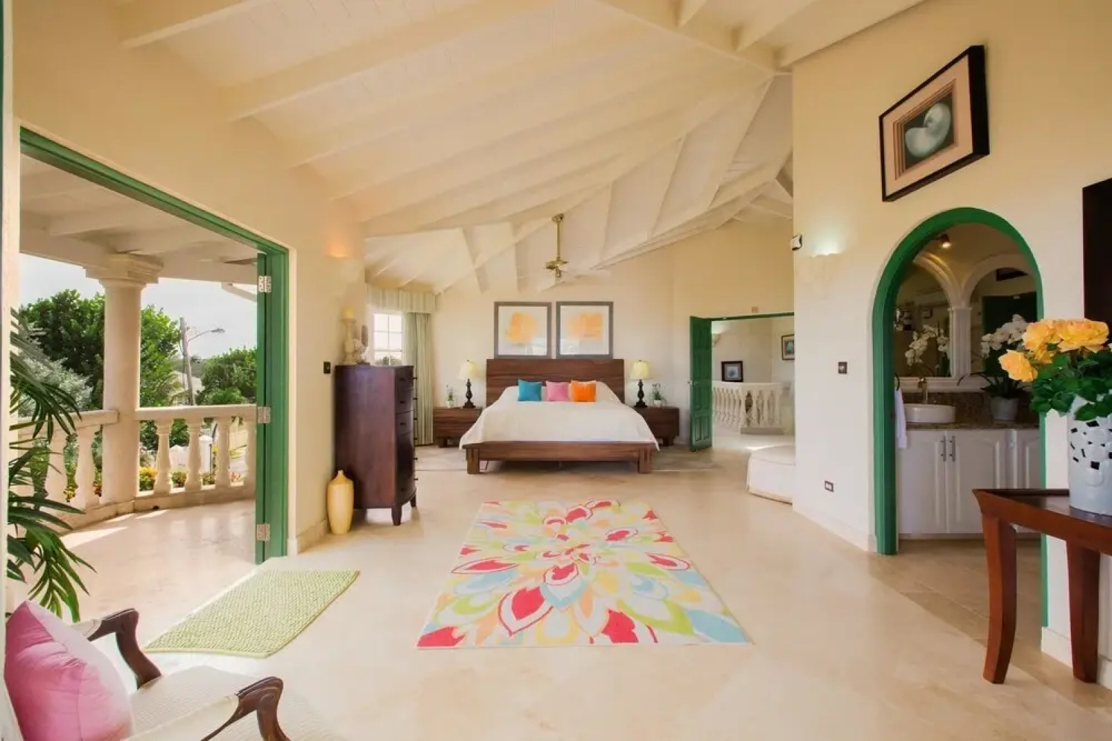 Beautiful Four-bedroom Villa With Breathtaking sea Views