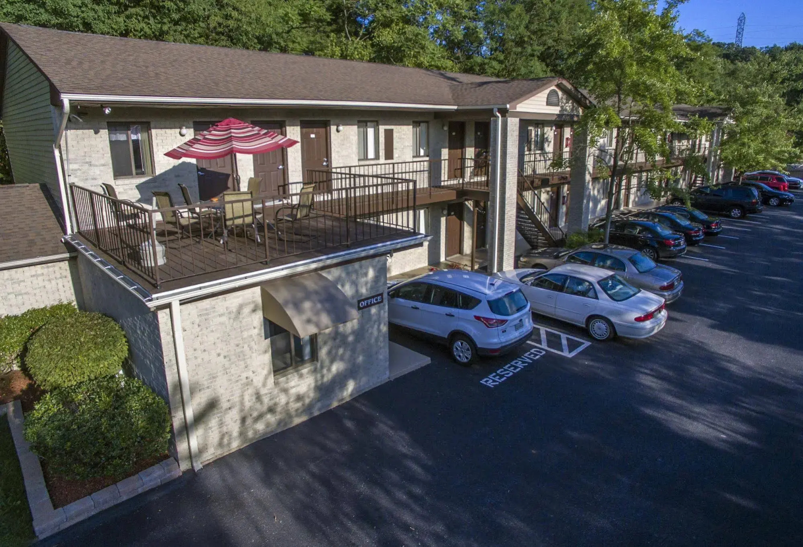 Affordable Corporate Suites - Florist Road