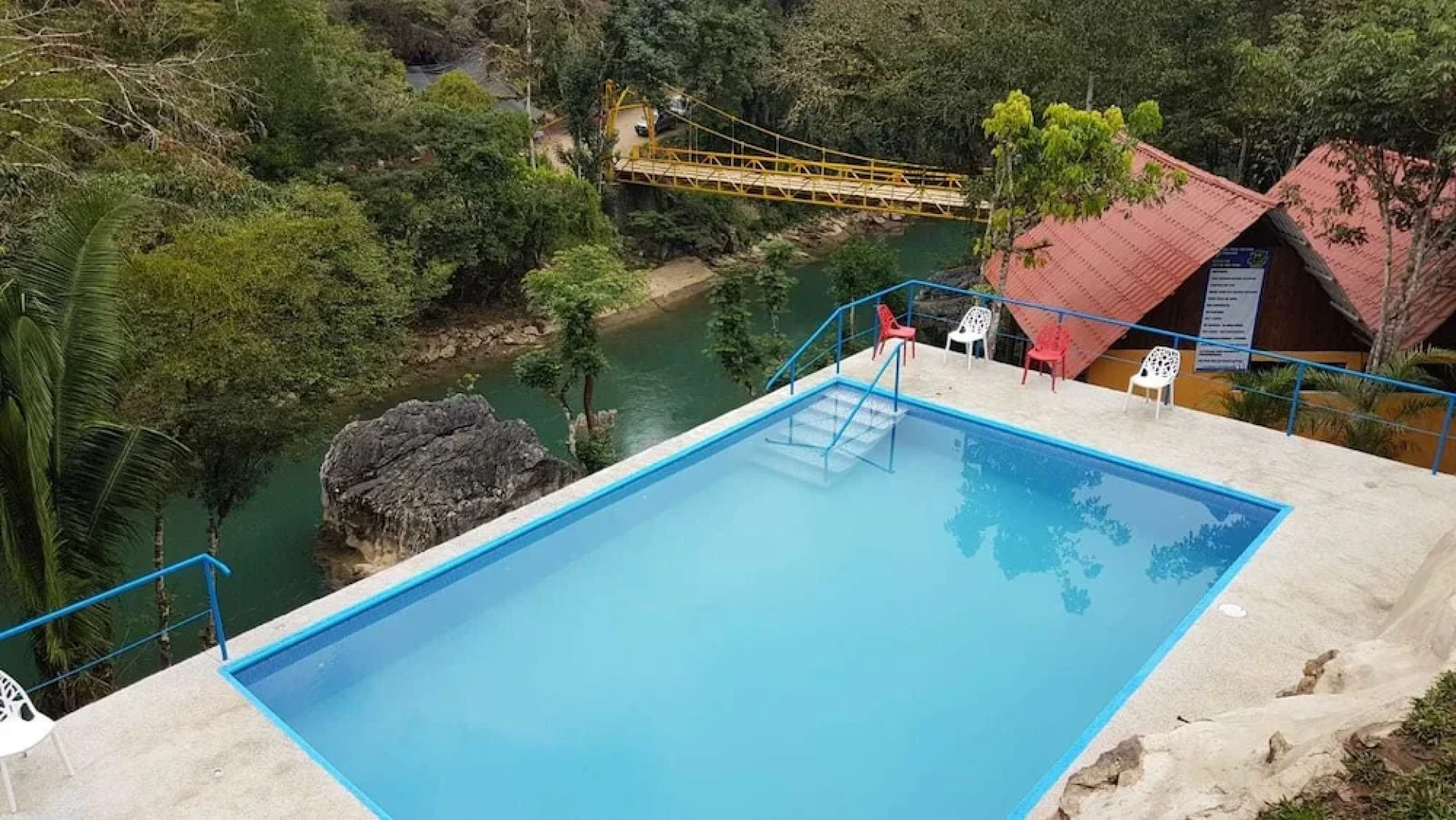 Hostal El Portal de Champey