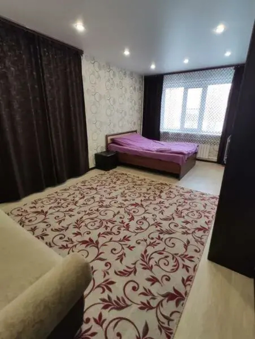 Flat on street Lenina, bld. 19 Selena