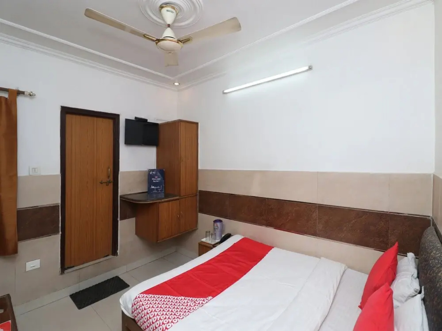 OYO 22396 Hotel Ashoka International