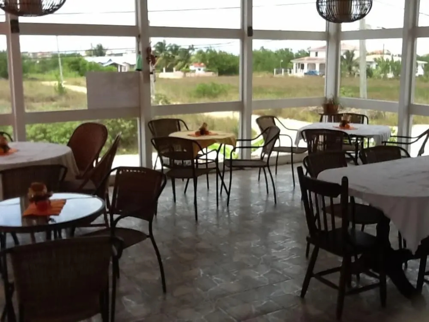 Bamboleo Inn Belize