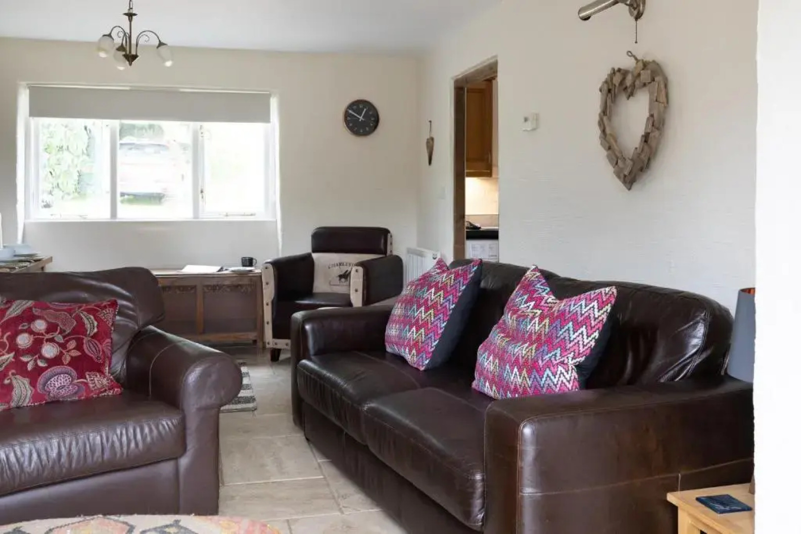 Berry Cottage - 4 Bedroom, Pet-Friendly Cottage Sleeping 8