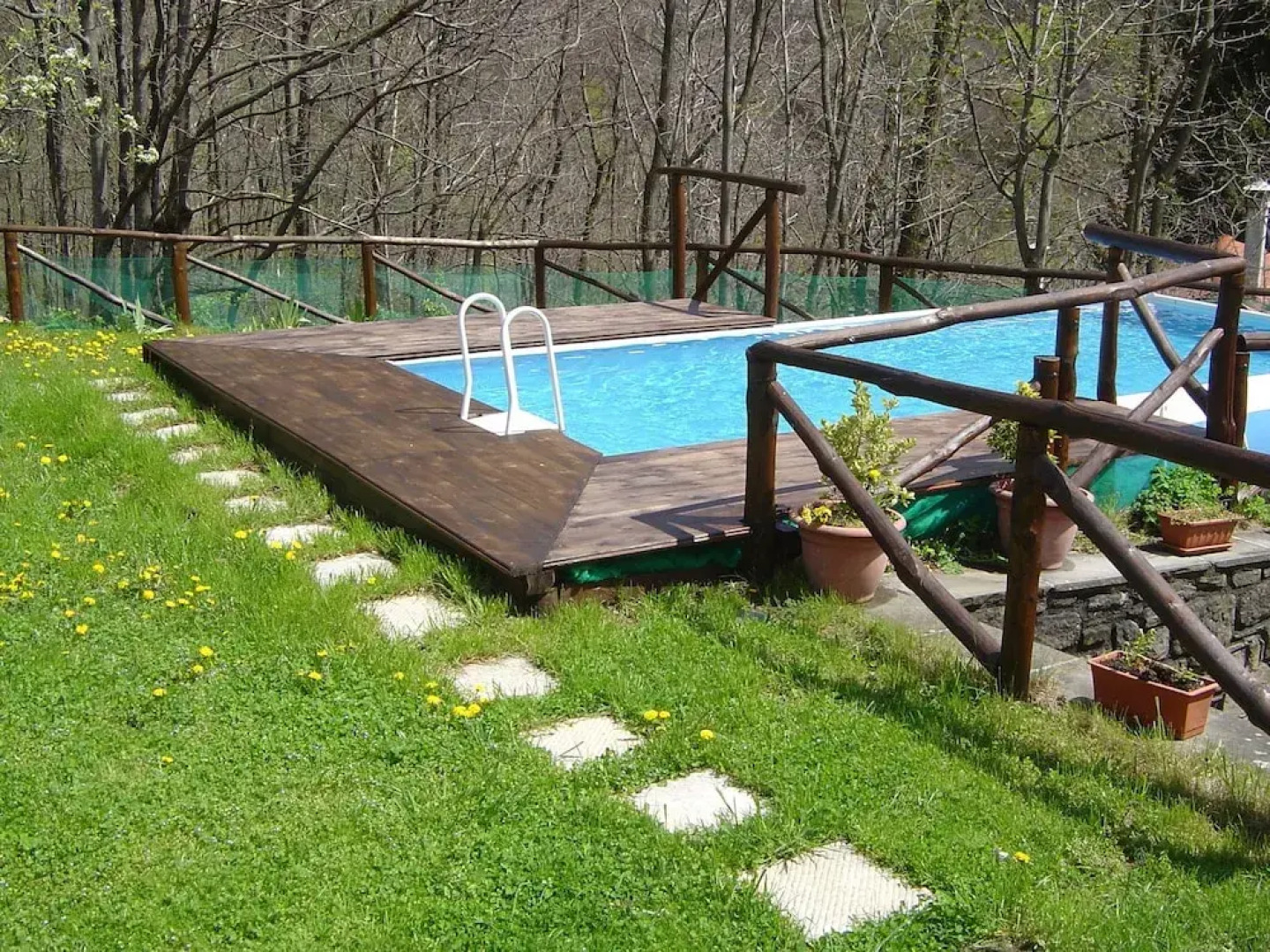 Refreshing Holiday Home With Pool, Garden, Tennis Court, BBQ