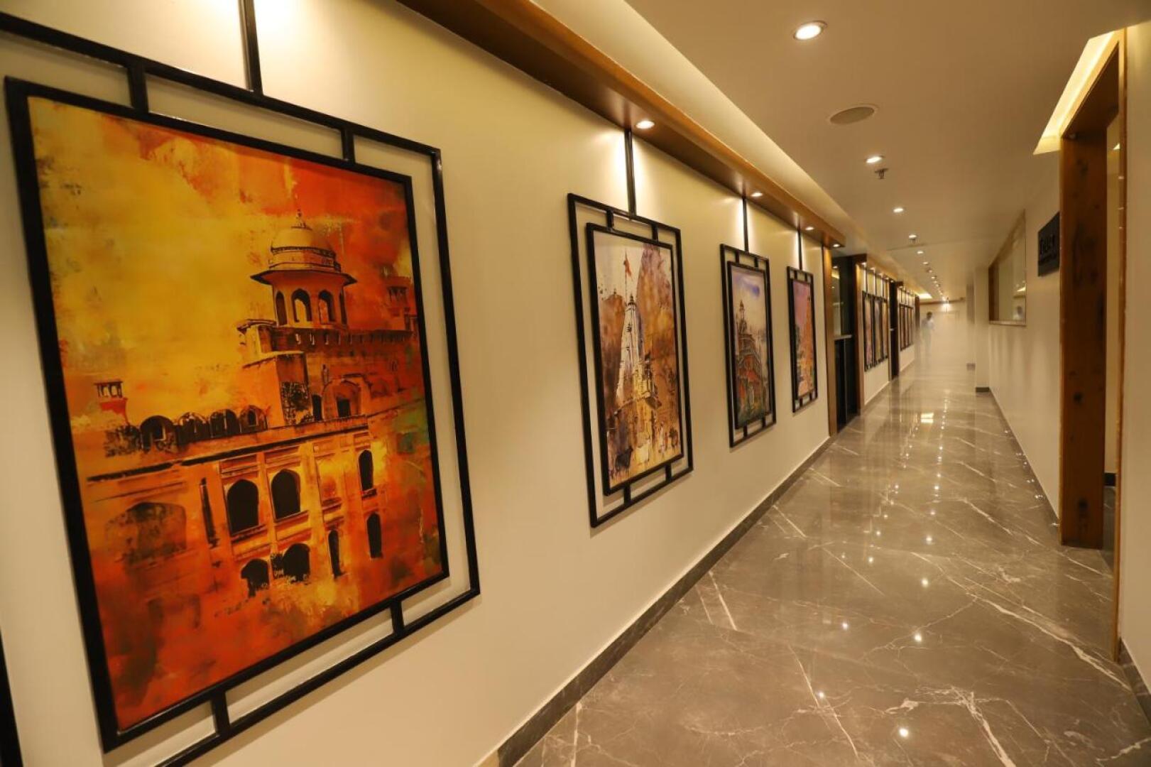 The Pristine Hotel Kanpur