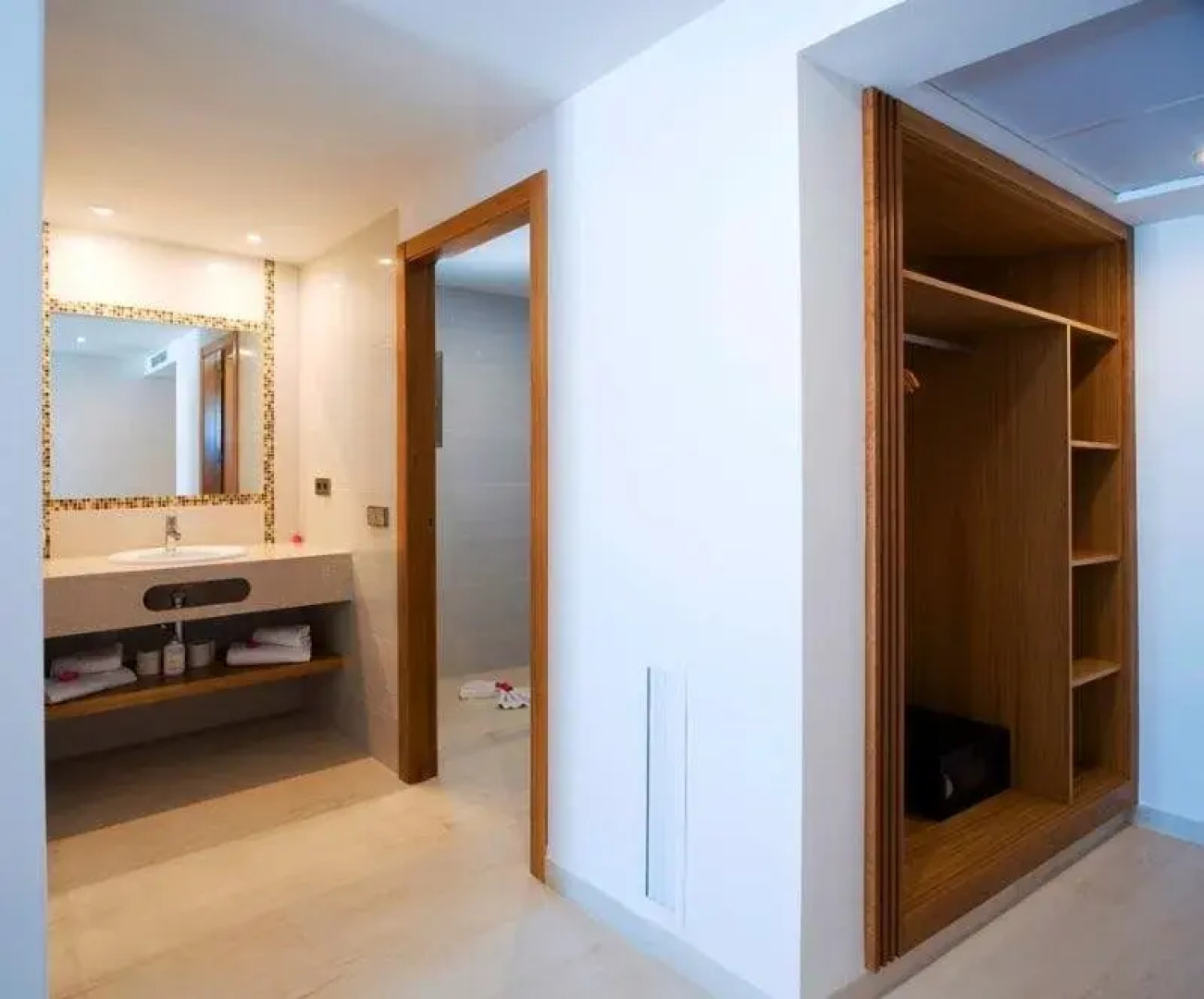 My Way Luxury Ibiza Studio - AB Group