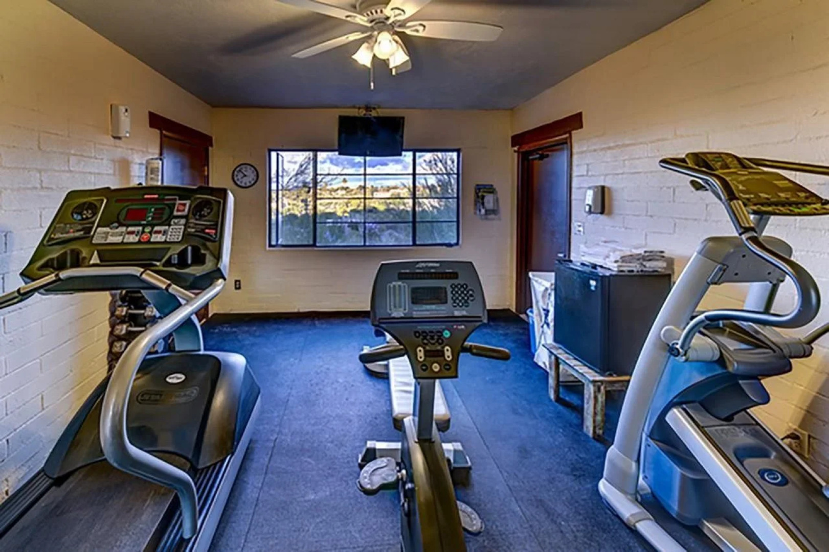 Hacienda Del Sol Guest Ranch Resort