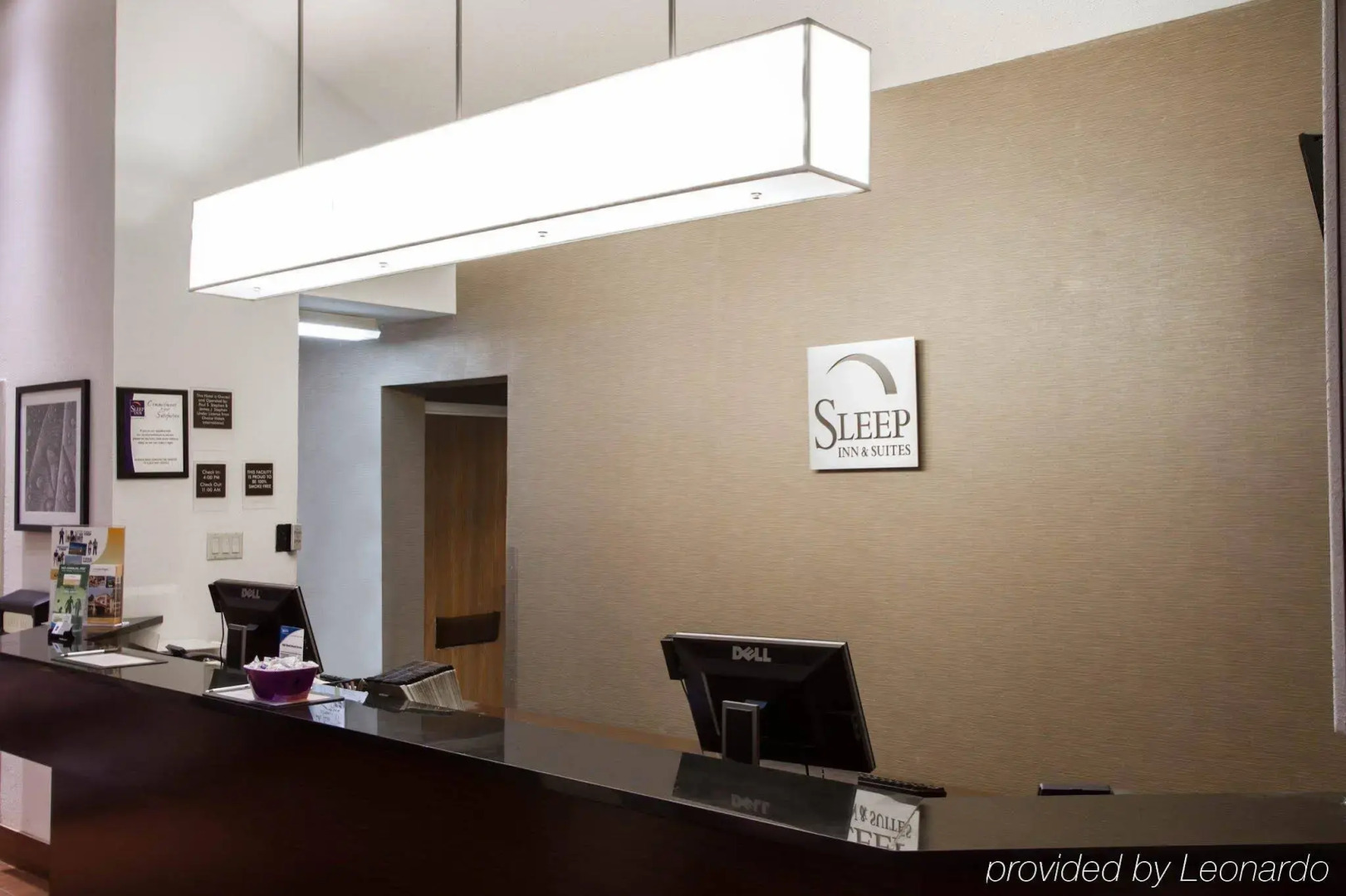 Sleep Inn & Suites Buffalo Airport