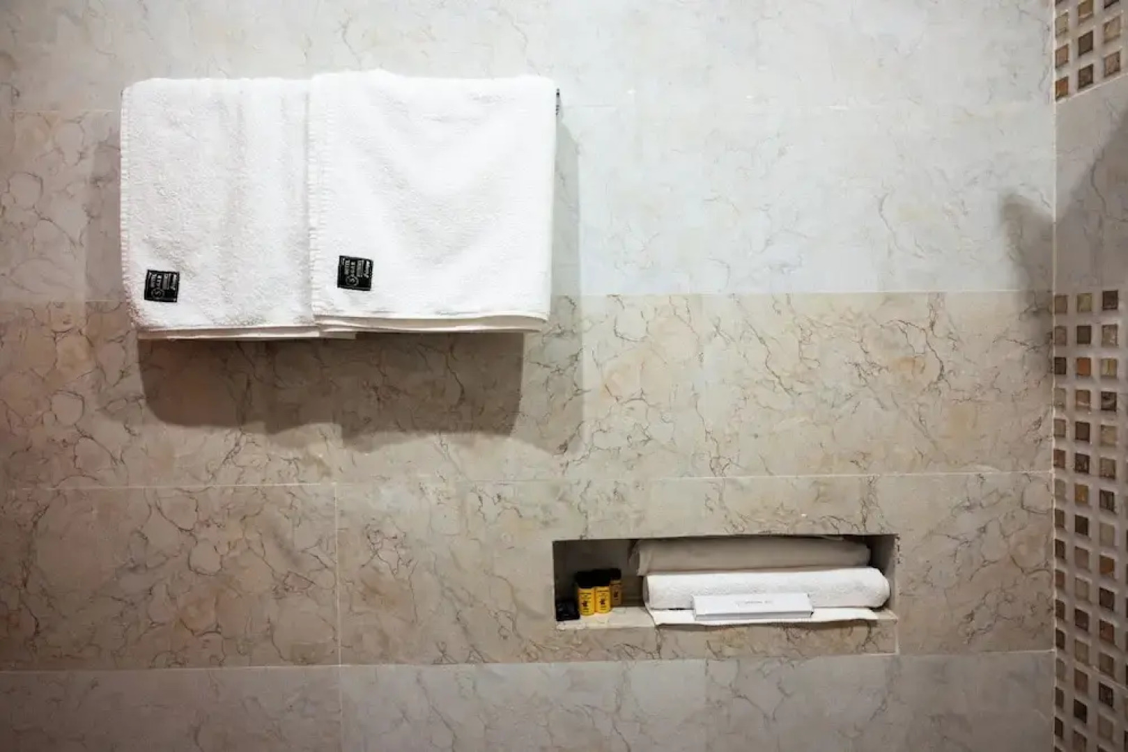 Hotel Sagar Residency- Best Mountain View Hotel In Palampur