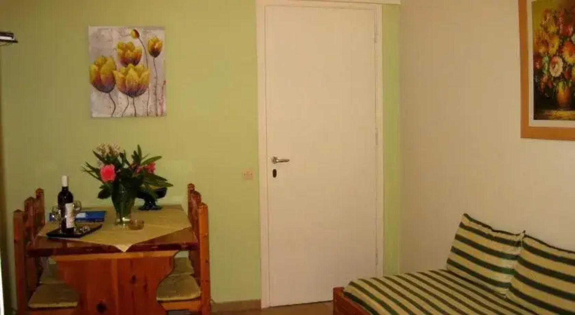 Danae Apartments