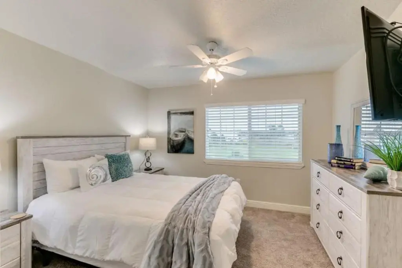 Cape Crossing Resort & Marina