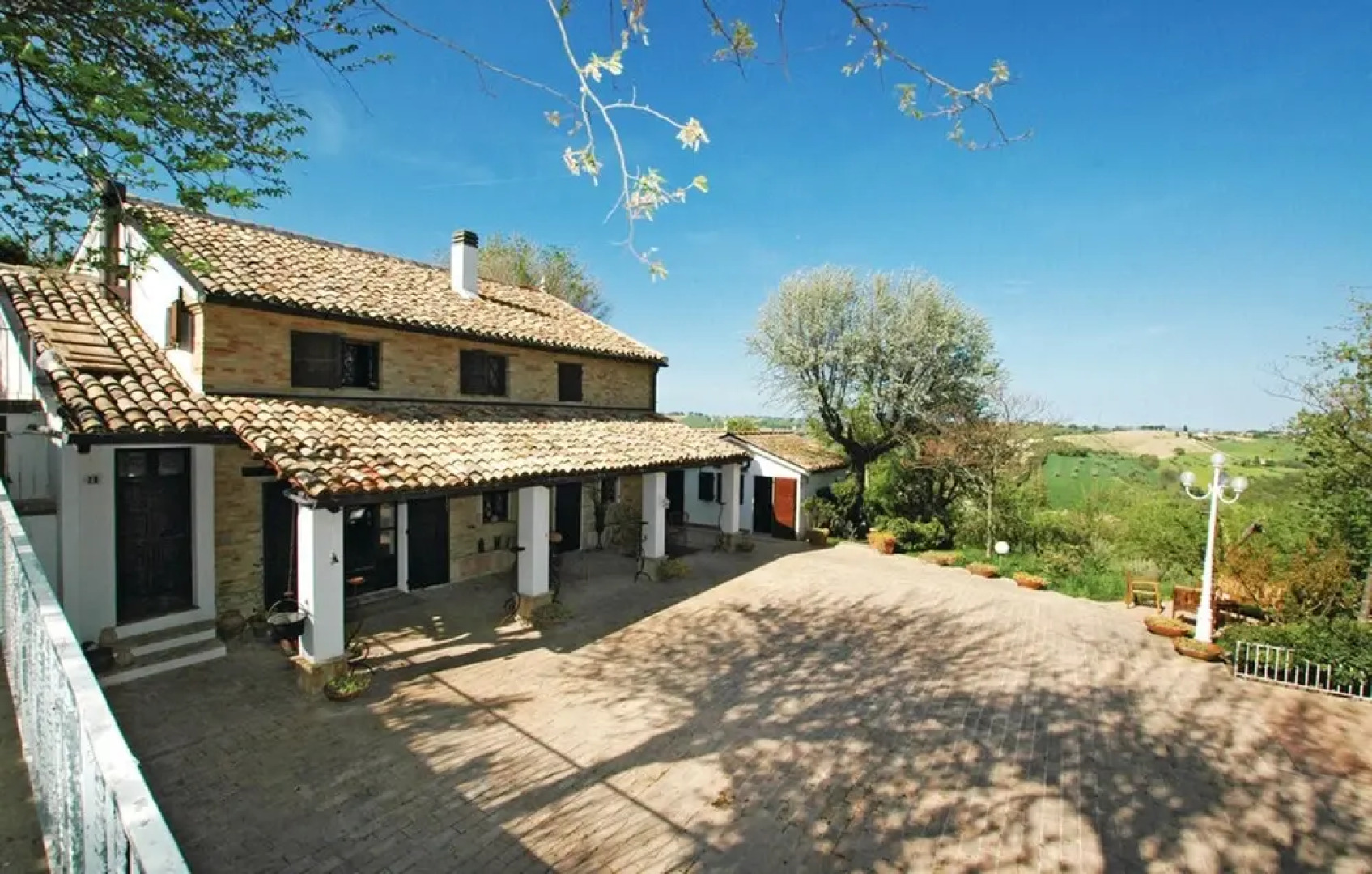 Studio in Castel Colonna, With Pool Access and Enclosed Garden