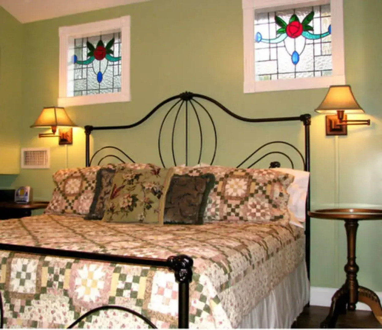 White Oak Manor Bed & Breakfast