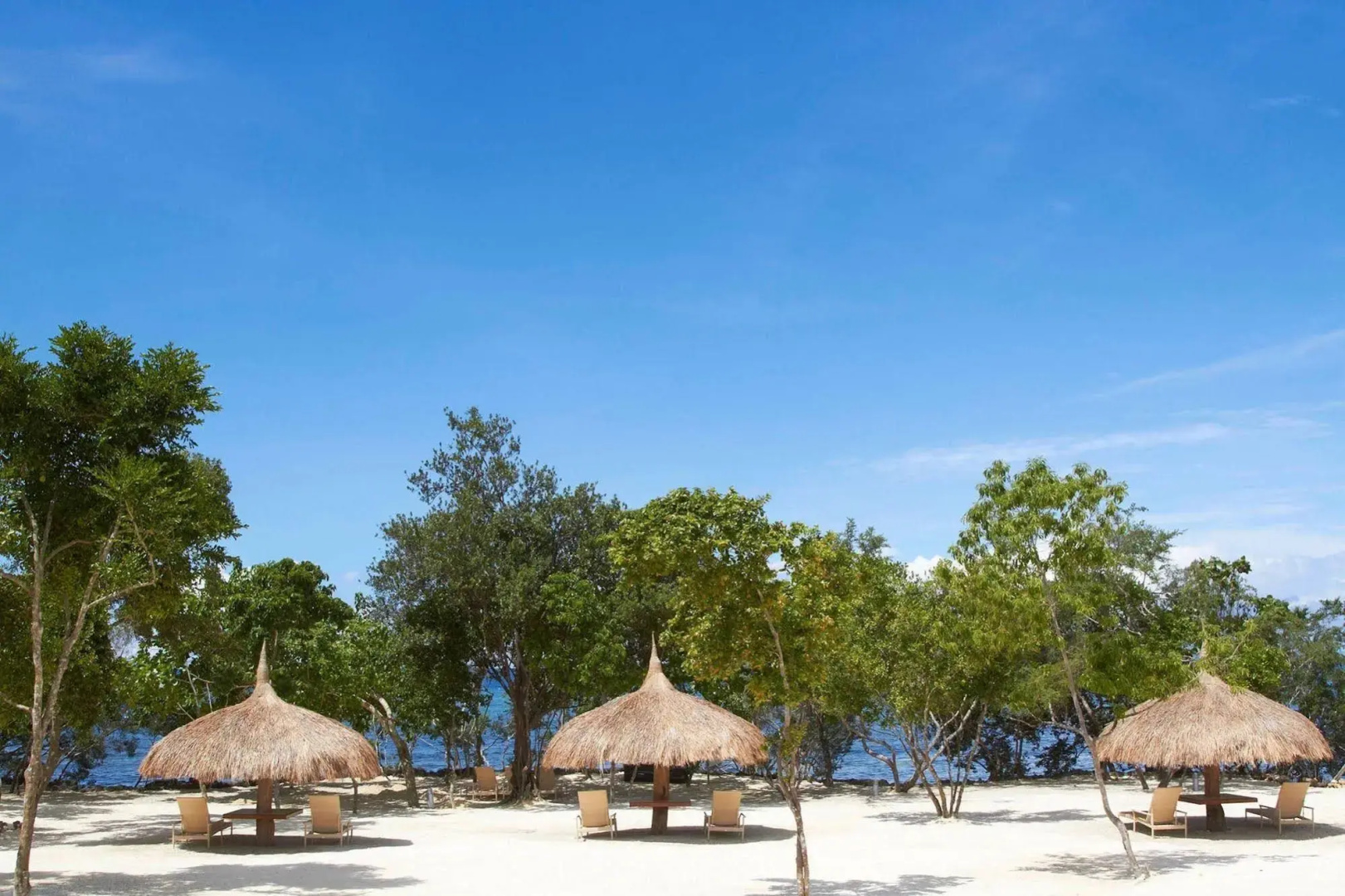Bluewater Panglao Beach Resort