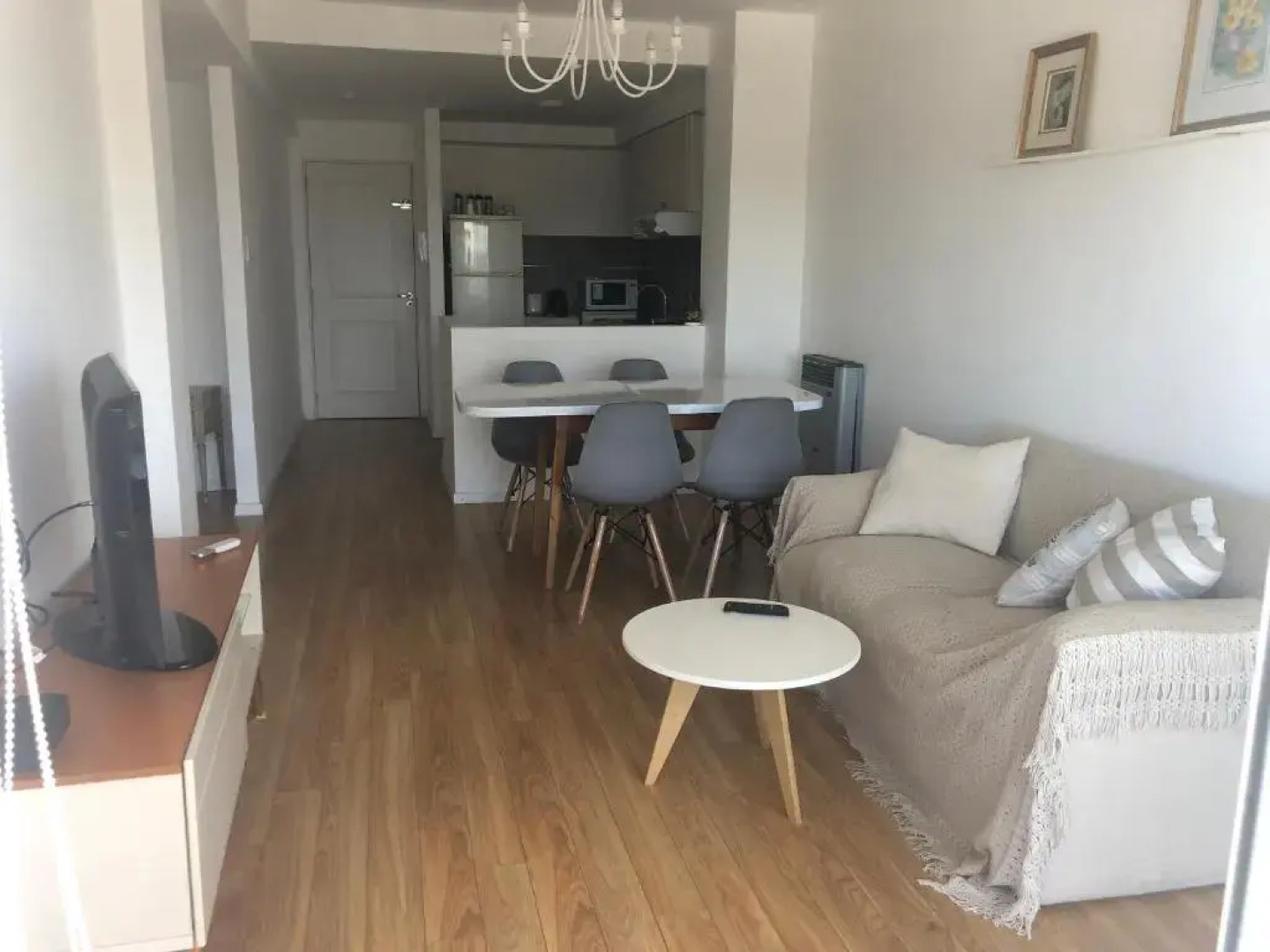 Departamento en Santa Fe, Capital. Con cochera y pileta