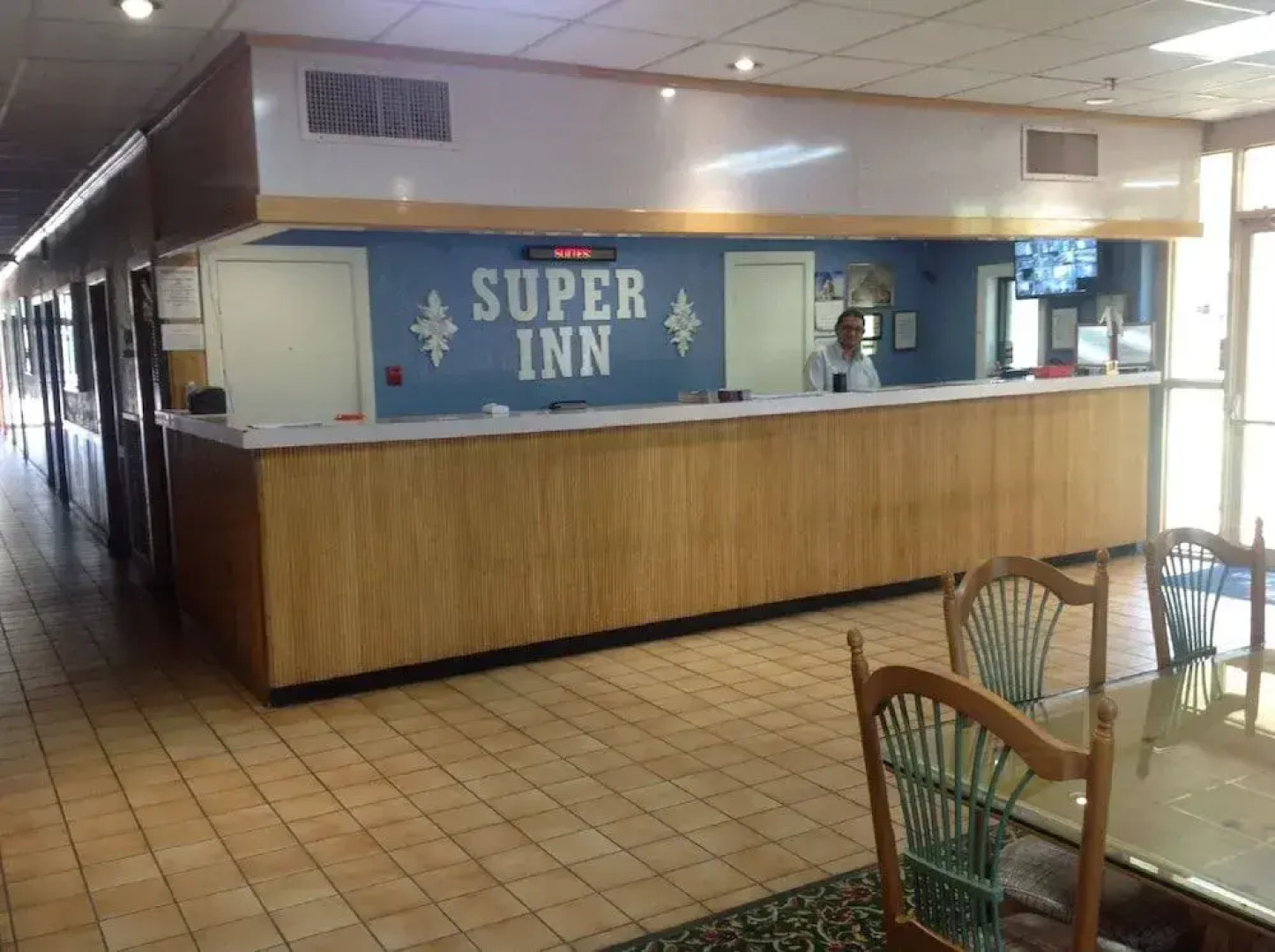Super Inn & Suites by OYO Milledgeville